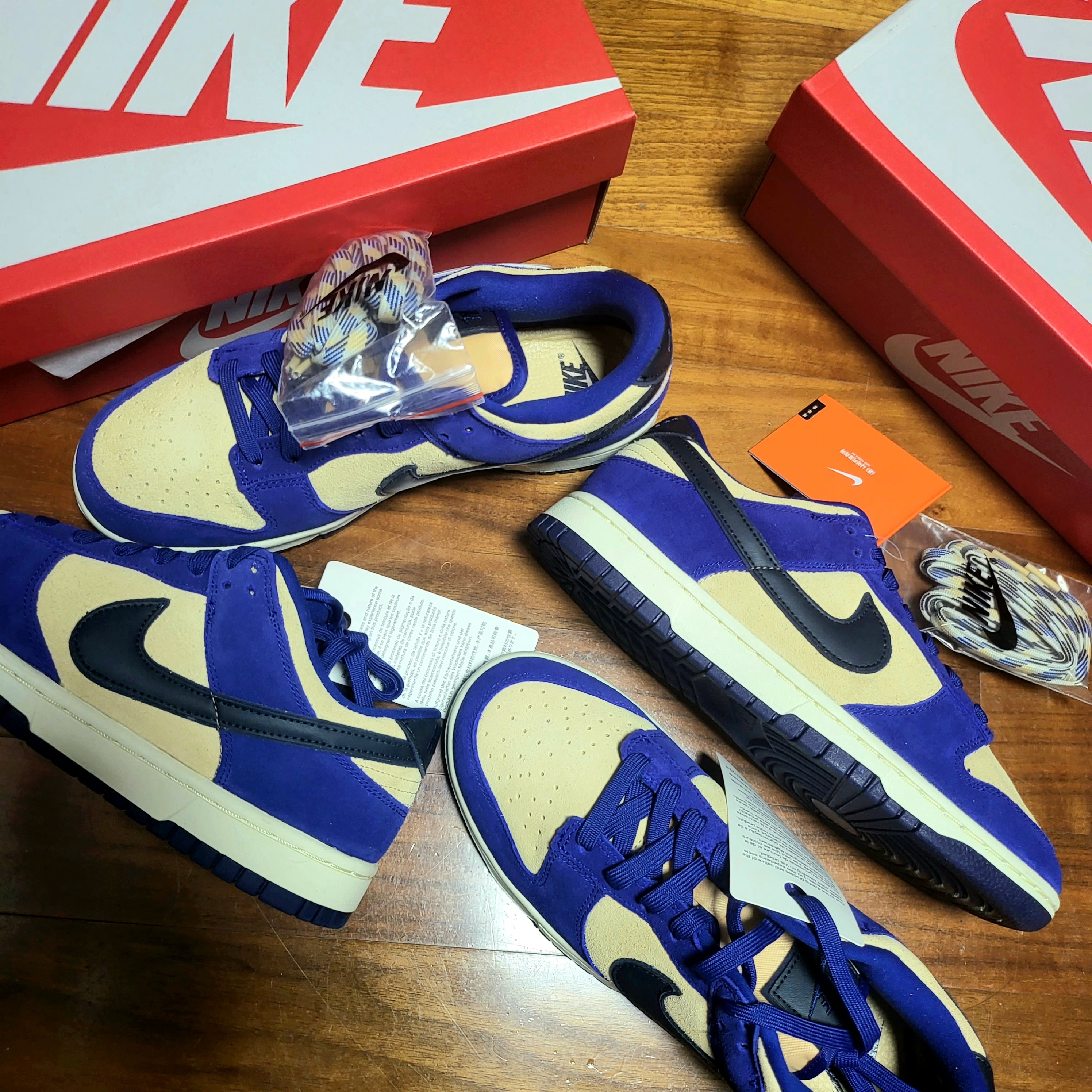 (W) Nike Dunk Low LX Blue Suede 착용 스타일