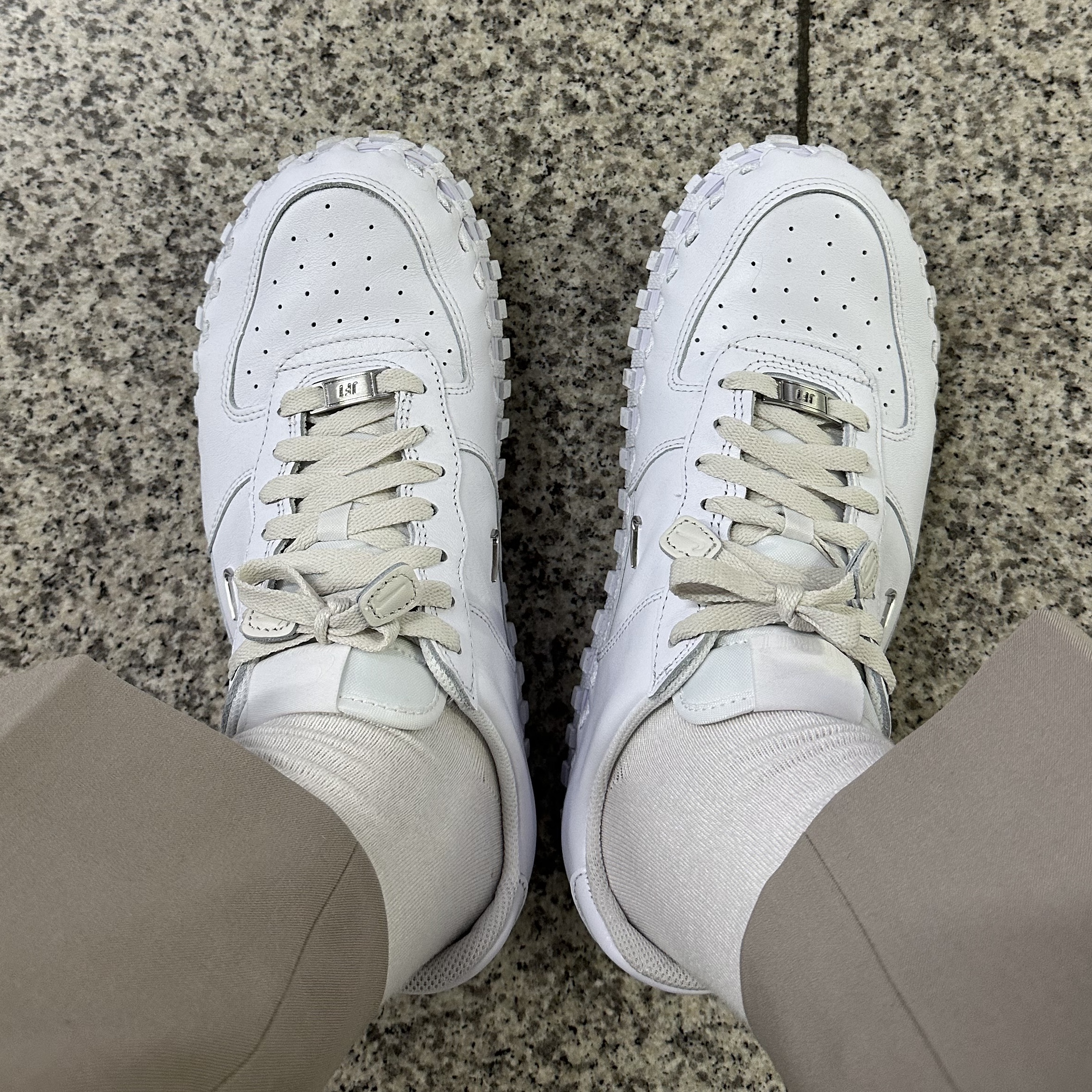 Nike x Jacquemus J Force 1 Low LX SP White 착용 스타일