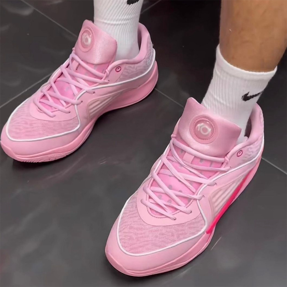 Nike KD 8 Aunt Pearl, Nike KD 13 EP Aunt Pearl 착용 스타일 - 2
