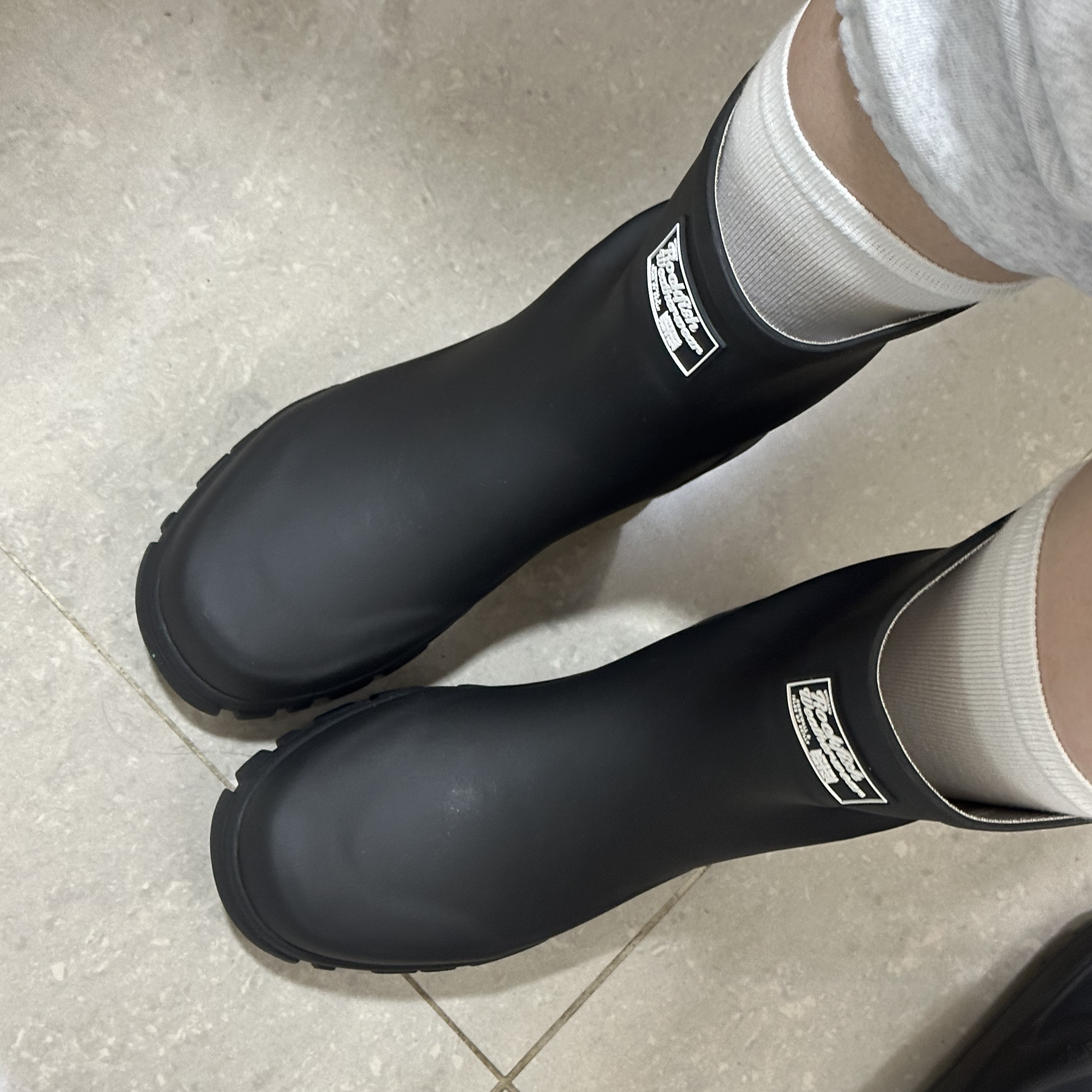 (W) Rockfishweatherwear Flatform Middle Rain Boots Black 착용 스타일 - 3