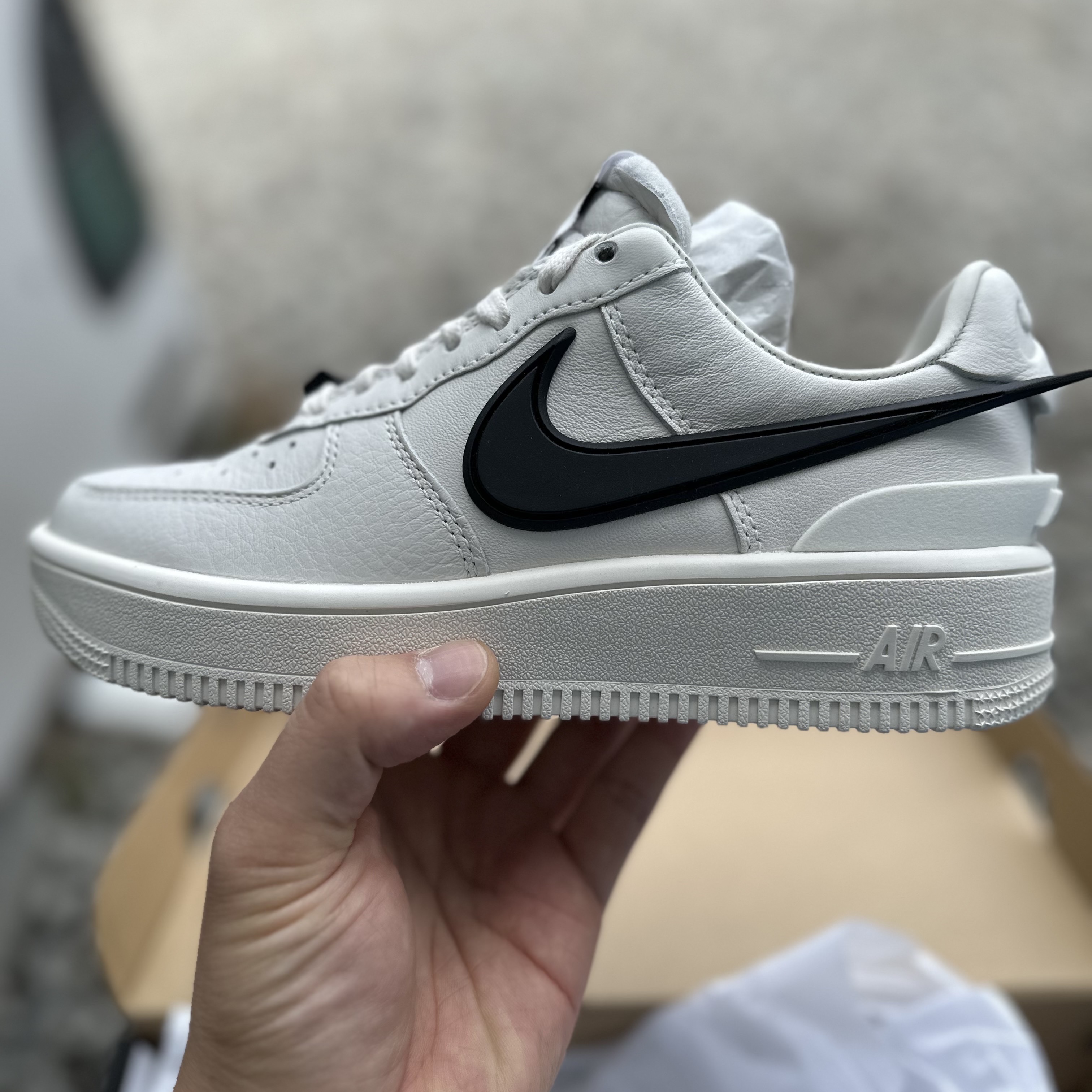 Nike x Ambush Air Force 1 Low SP Phantom 착용 스타일 - 2