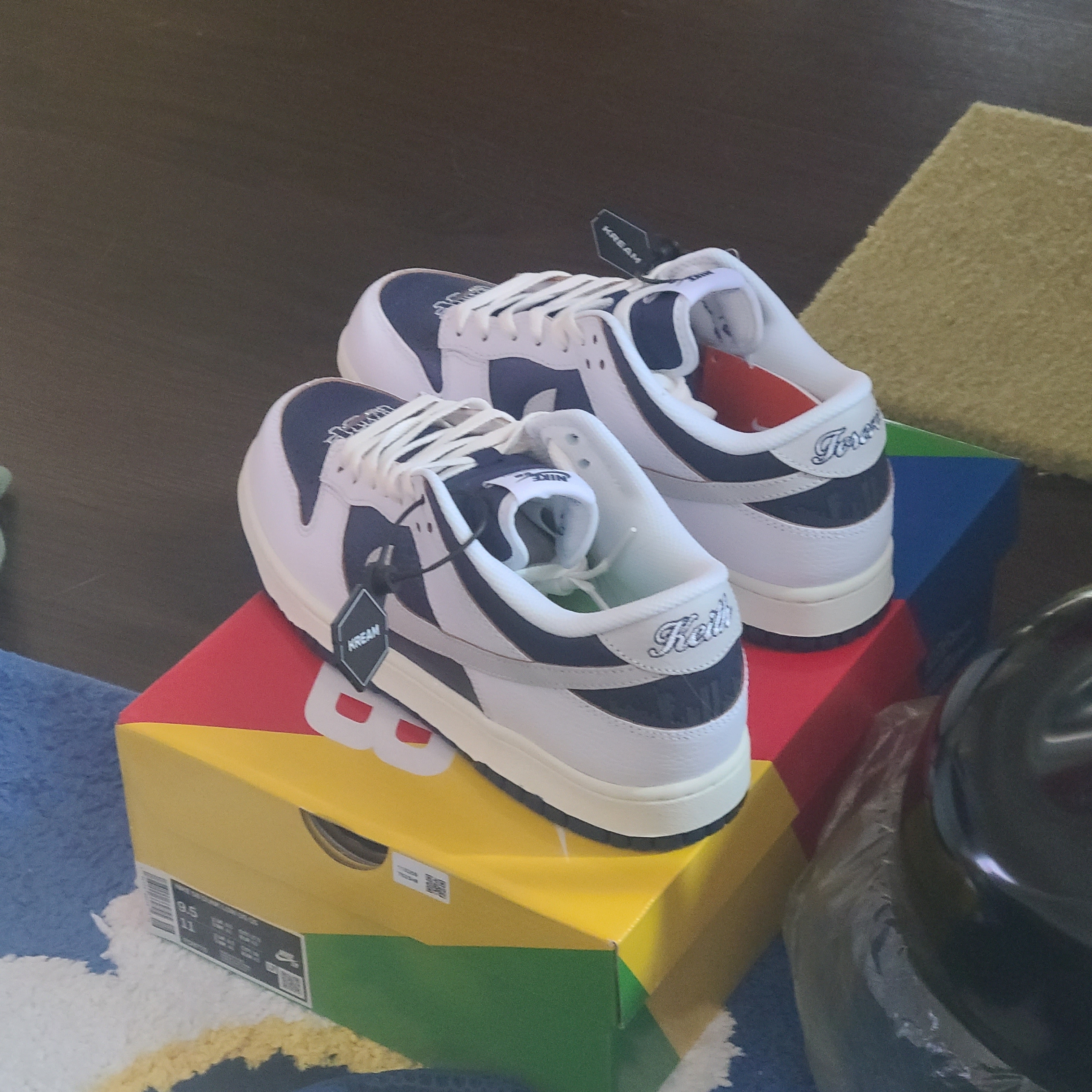 Nike x HUF SB Dunk Low New York 착용 스타일