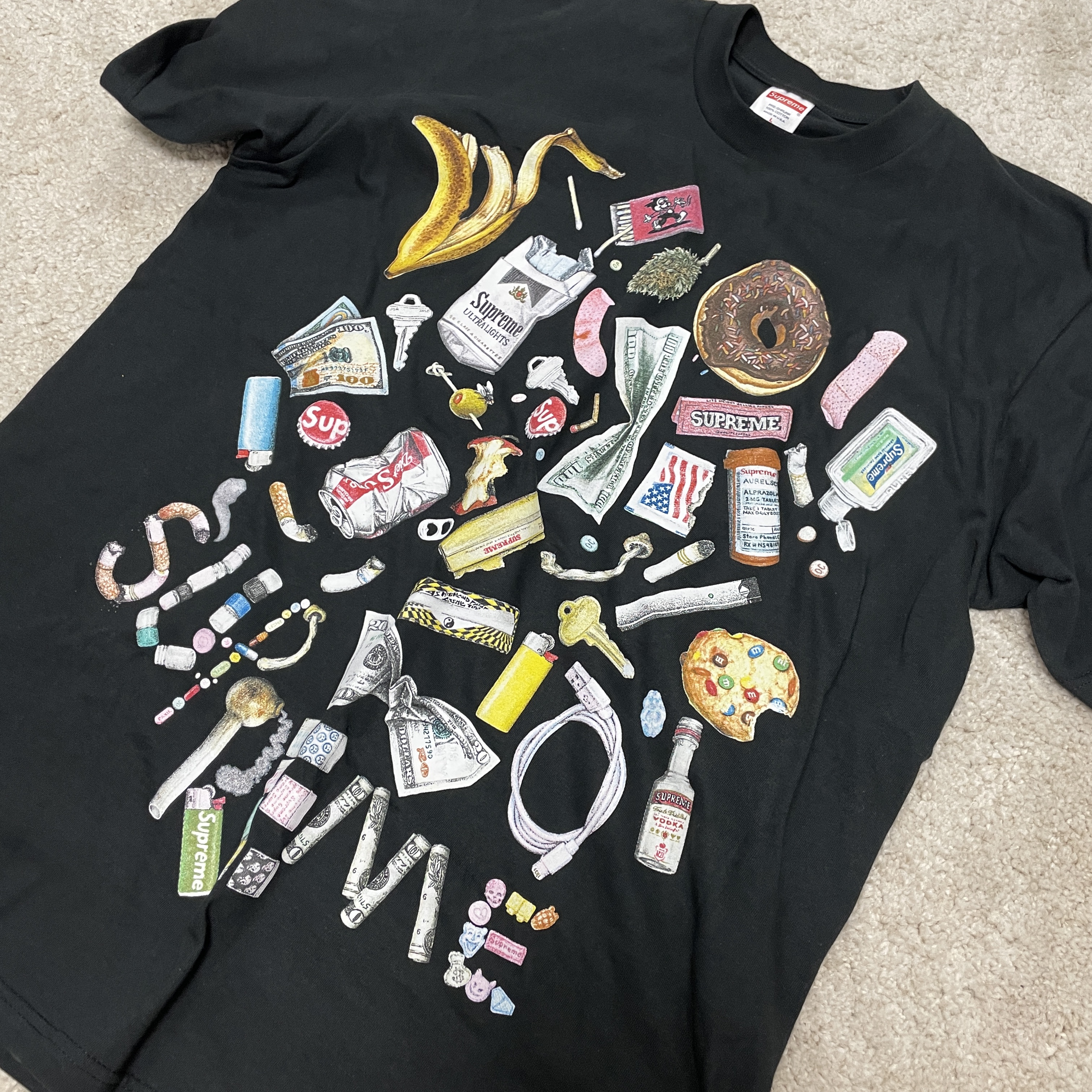 Supreme Trash T-Shirt Black - 23SS 착용 스타일 - 1