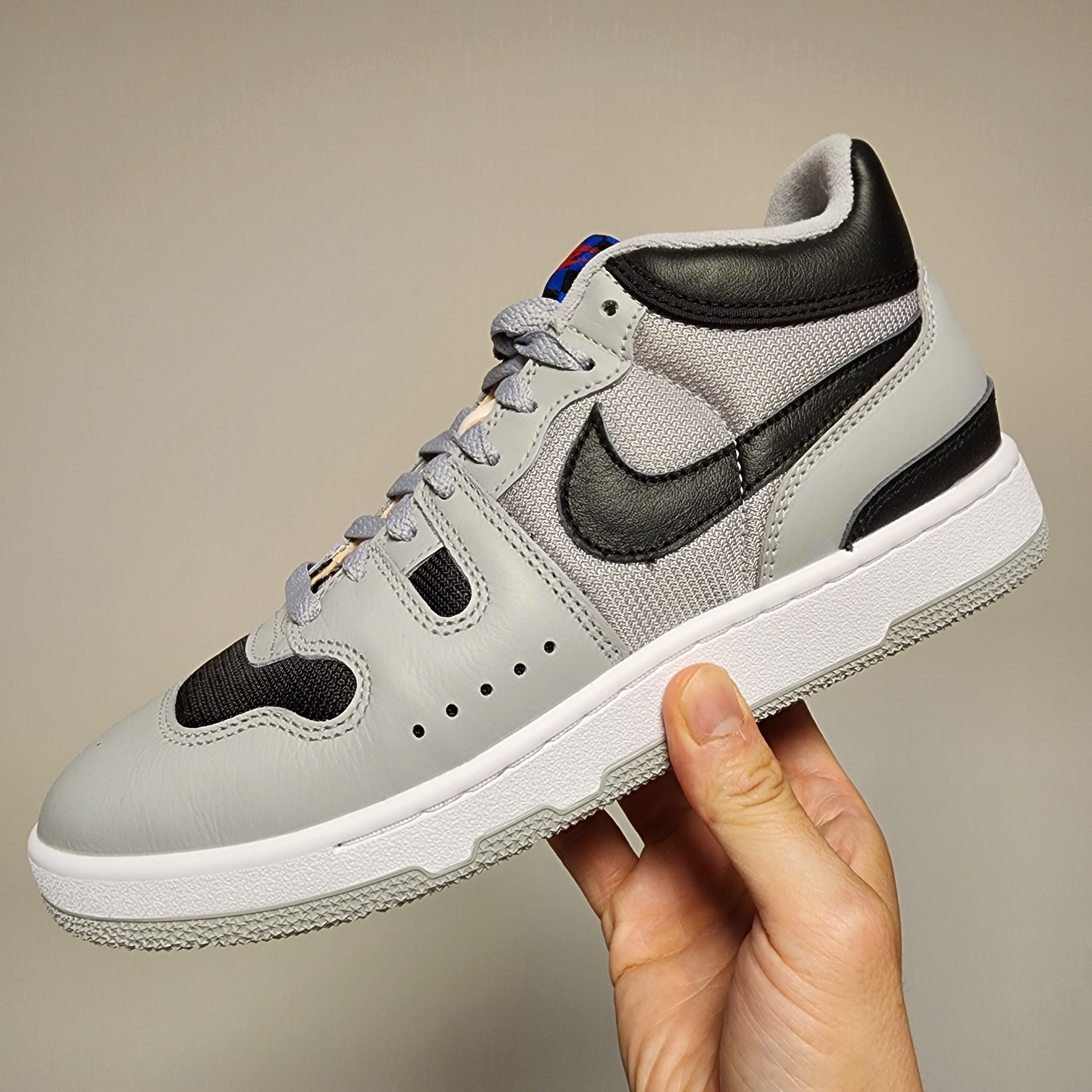 Nike Mac Attack QS SP Light Smoke Grey 착용 스타일 - 1