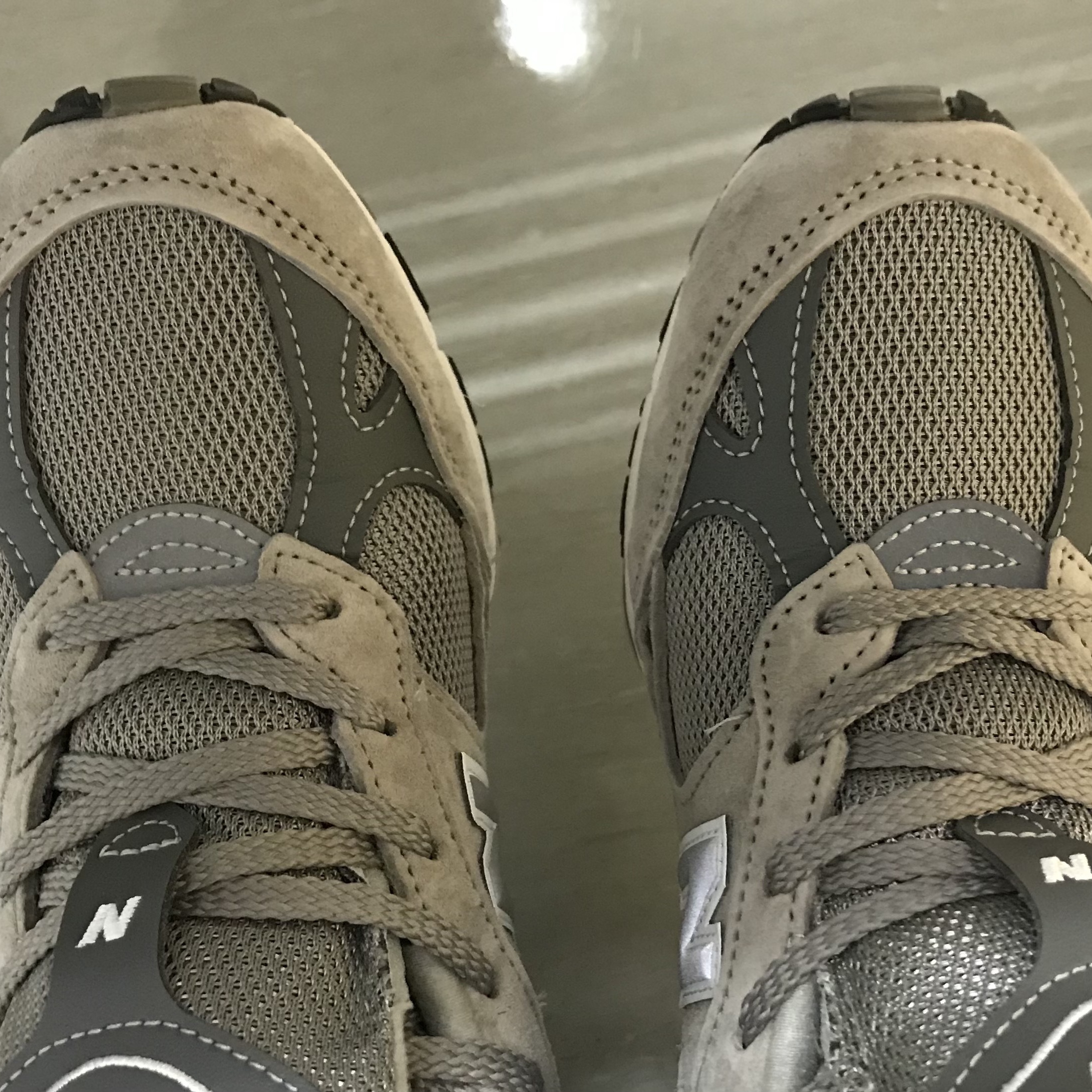 (W) New Balance 991 Made in UK Grey 착용 스타일