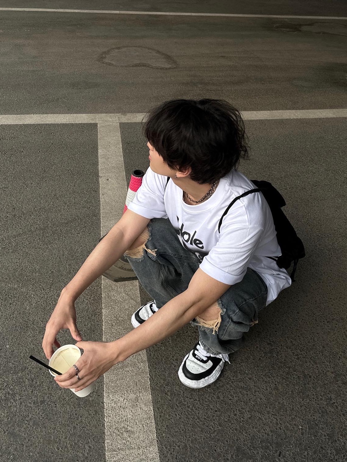 Maison Mihara Yasuhiro Wayne OG Sole Leather Low-top Sneakers Black White 착용 스타일 - 2