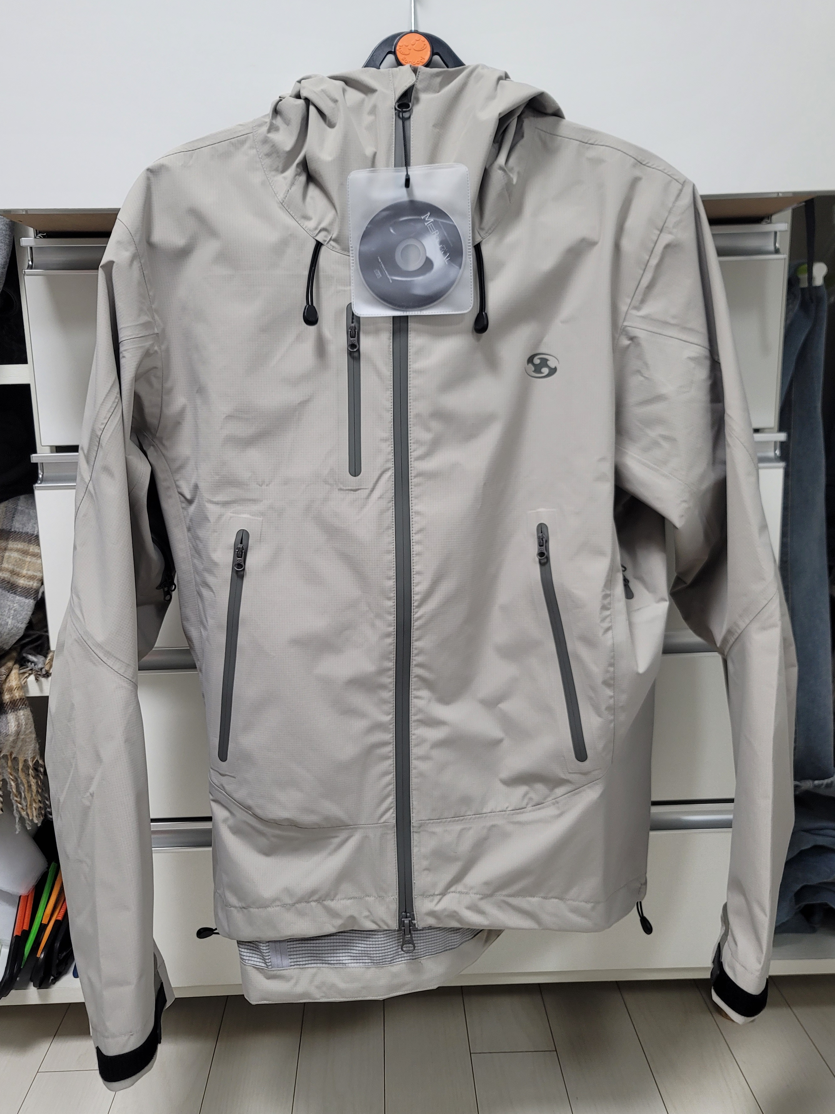 Sansan Gear Windblock Jacket Grey - 23SS 착용 스타일