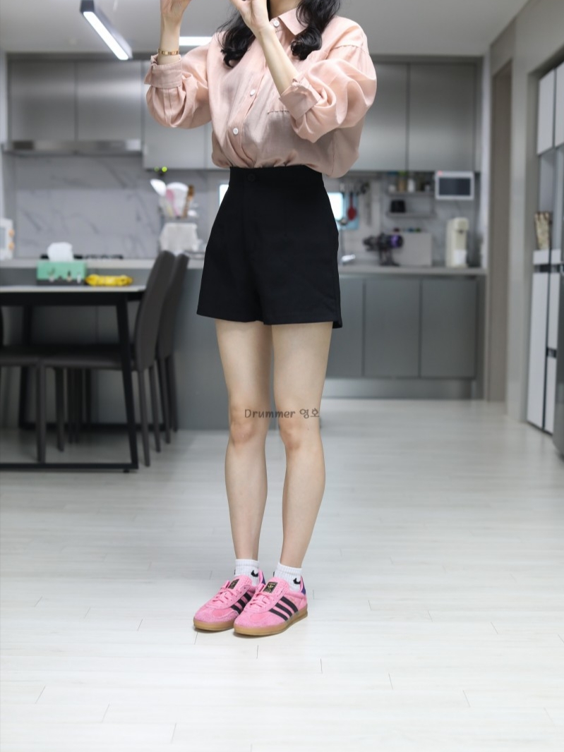 (W) Adidas Gazelle Indoor Bliss Pink 착용 스타일