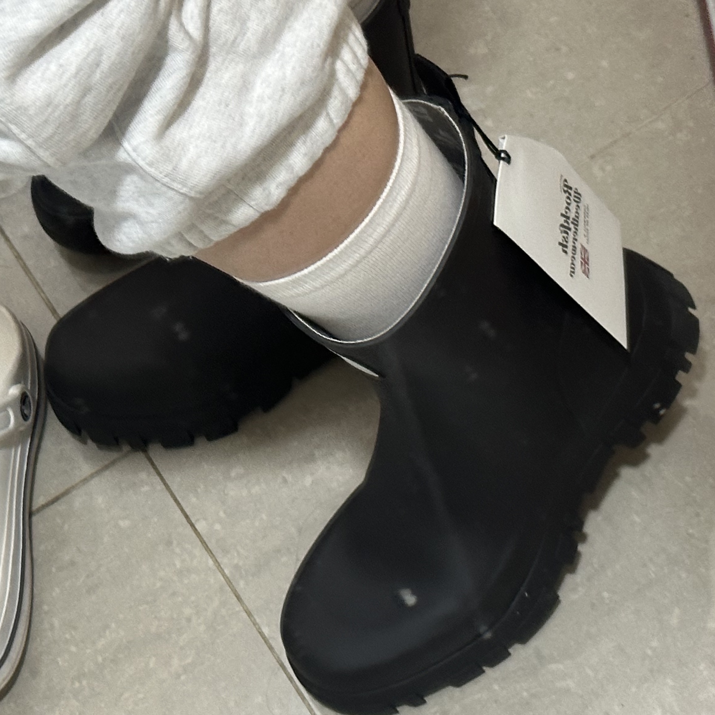 (W) Rockfishweatherwear Flatform Middle Rain Boots Black 착용 스타일 - 4