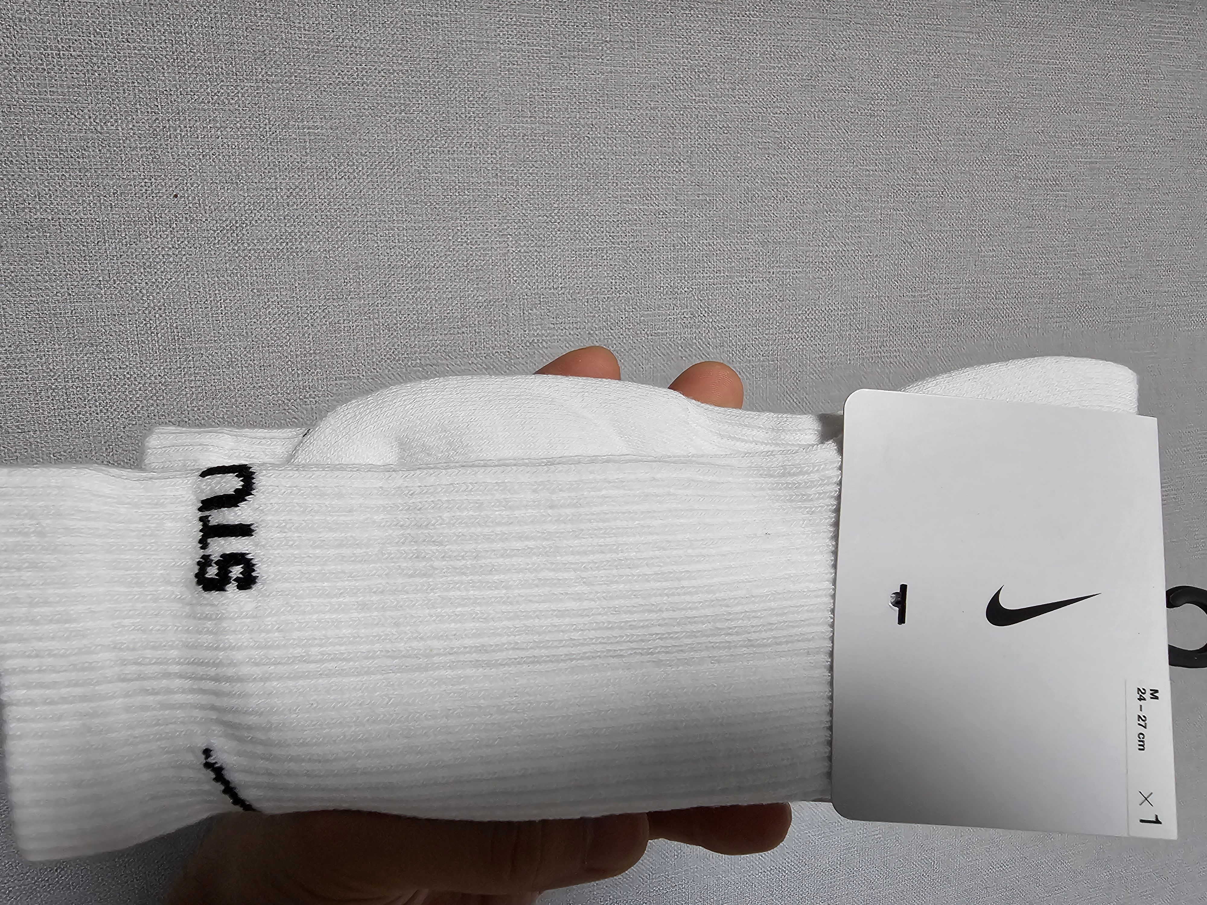 Nike x Stussy NRG Crew Socks White Black 착용 스타일