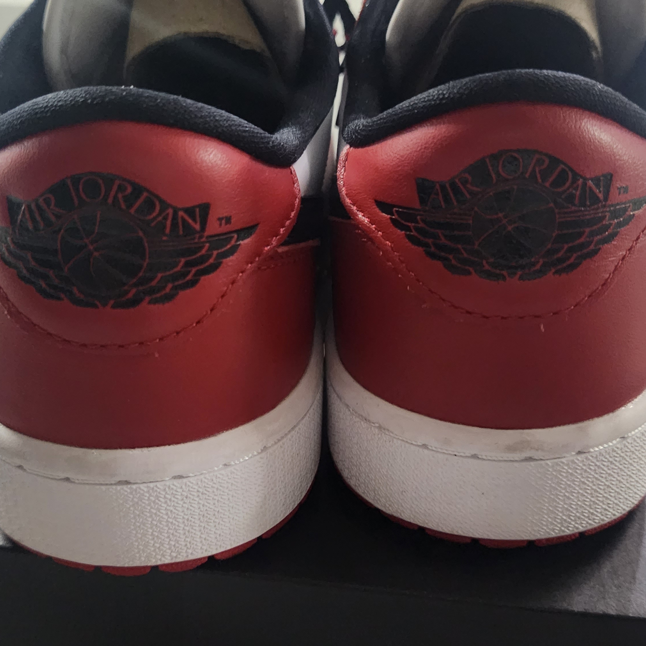 Jordan 1 Low Golf Chicago 착용 스타일 - 4