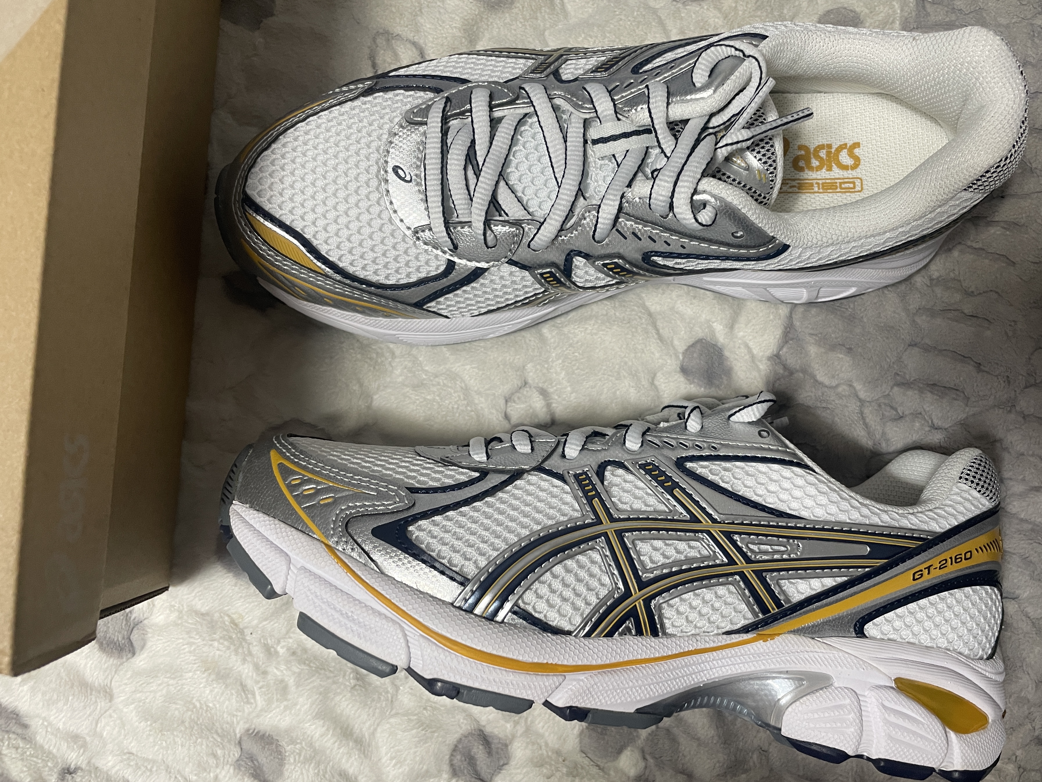 Asics GT-2160 White Pure Silver 착용 스타일