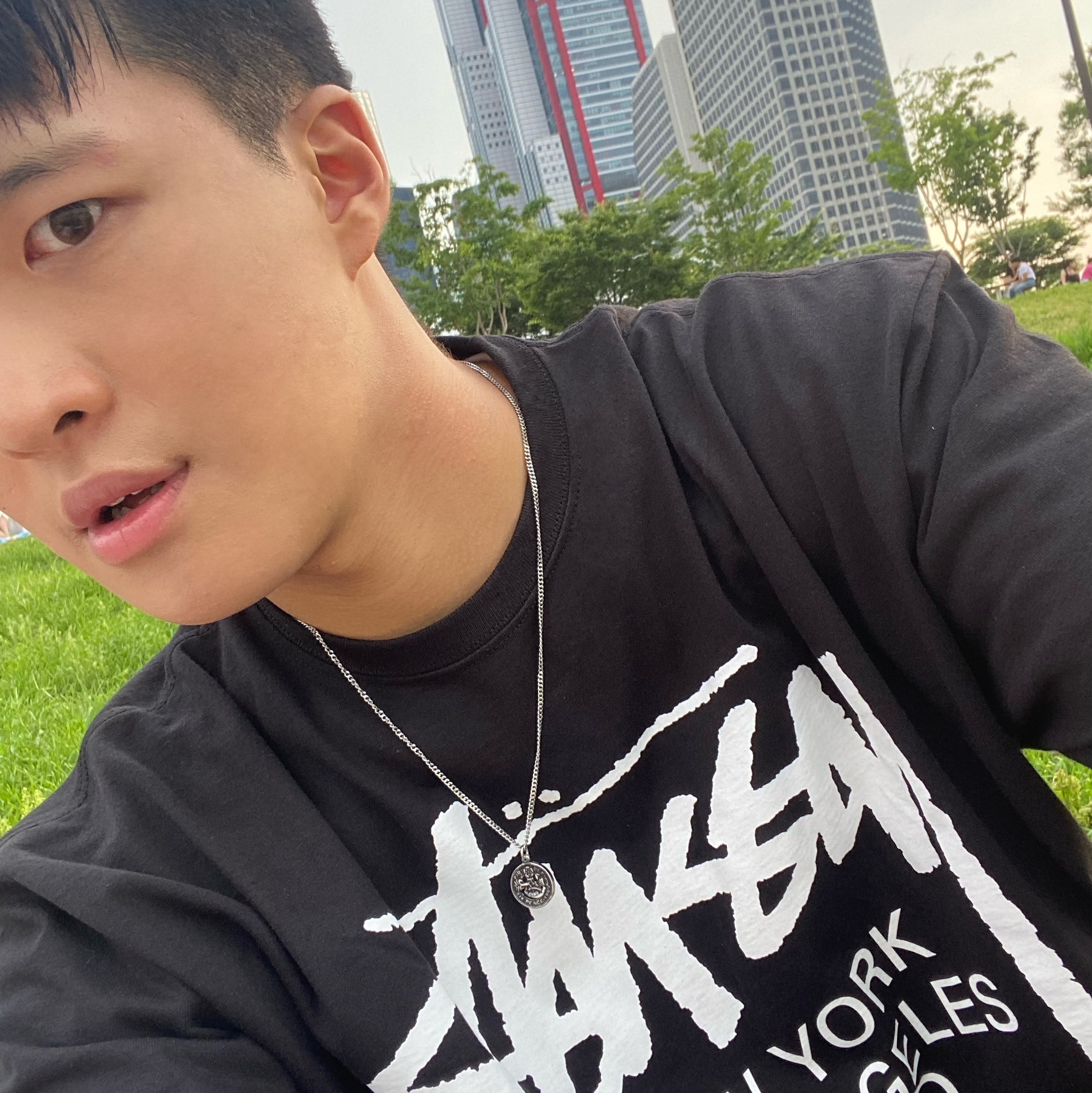 Stussy World Tour T-Shirt Black 착용 스타일