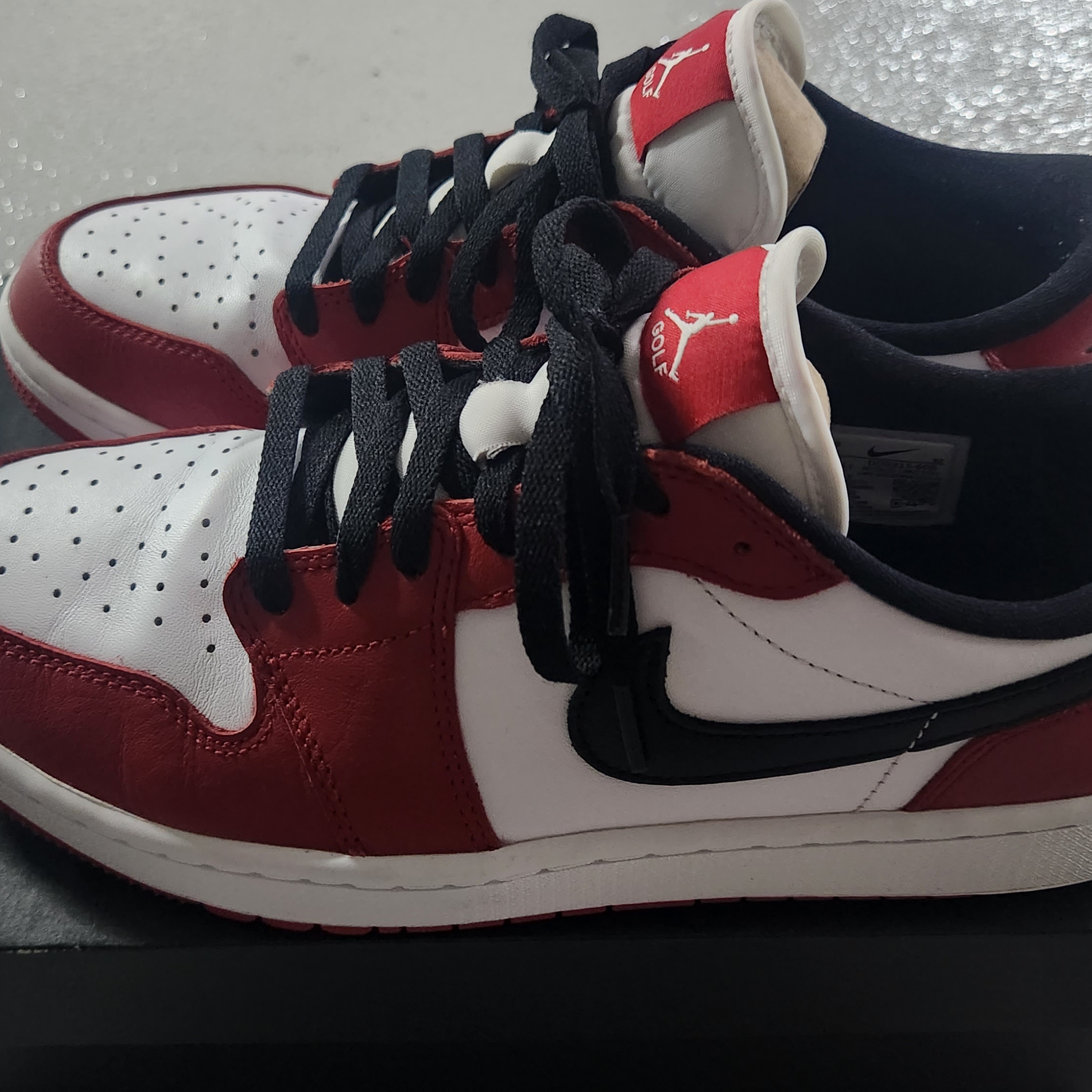 Jordan 1 Low Golf Chicago 착용 스타일 - 2