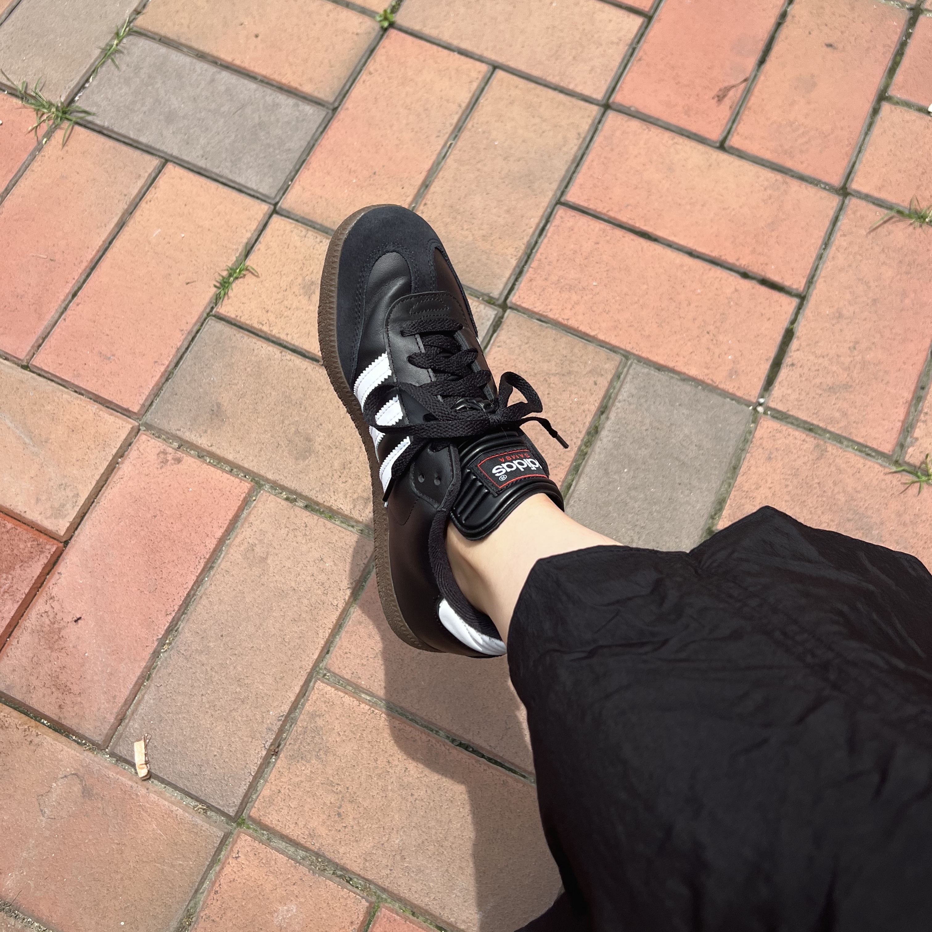 (J) Adidas Samba Classic Core Black 착용 스타일