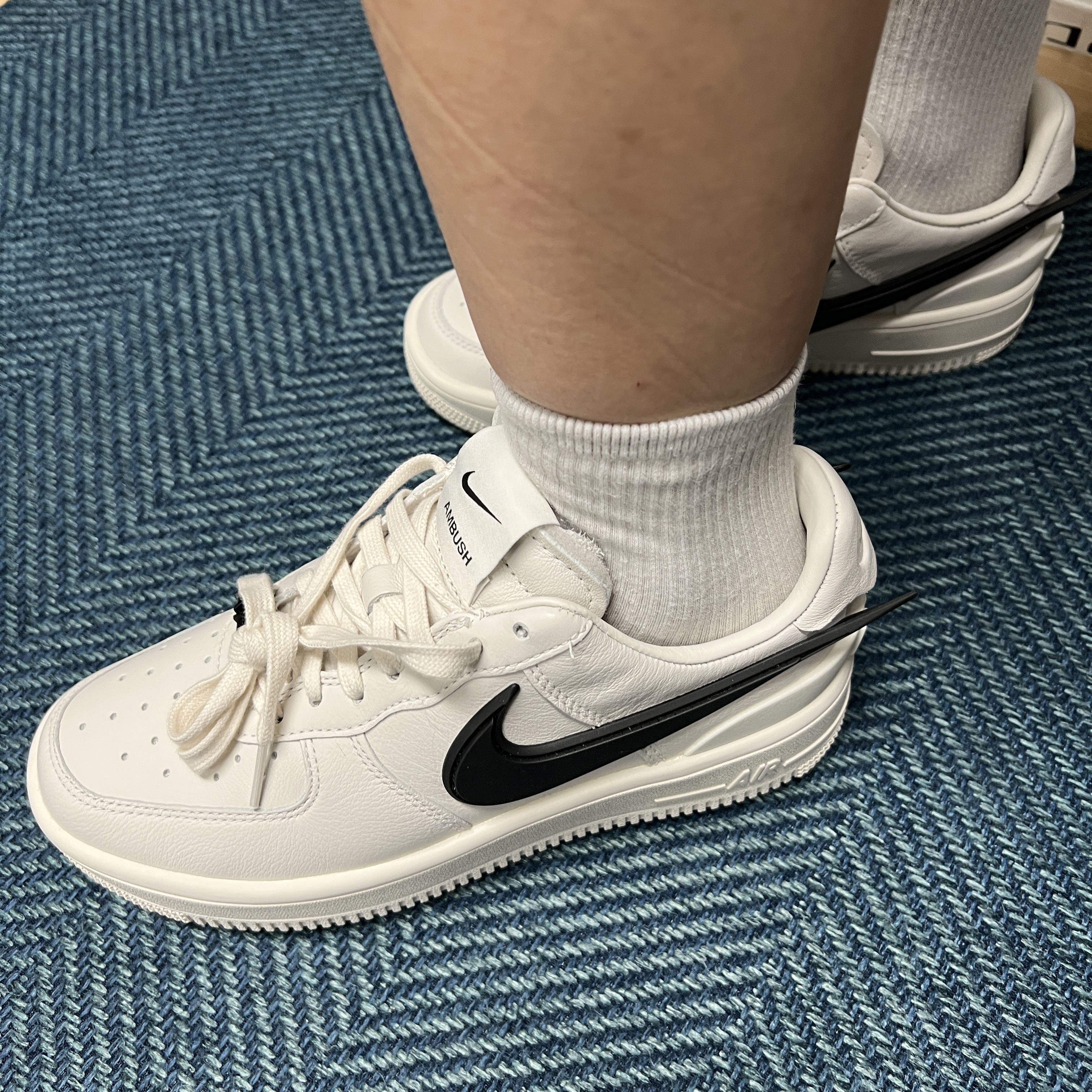 Nike x Ambush Air Force 1 Low SP Phantom 착용 스타일