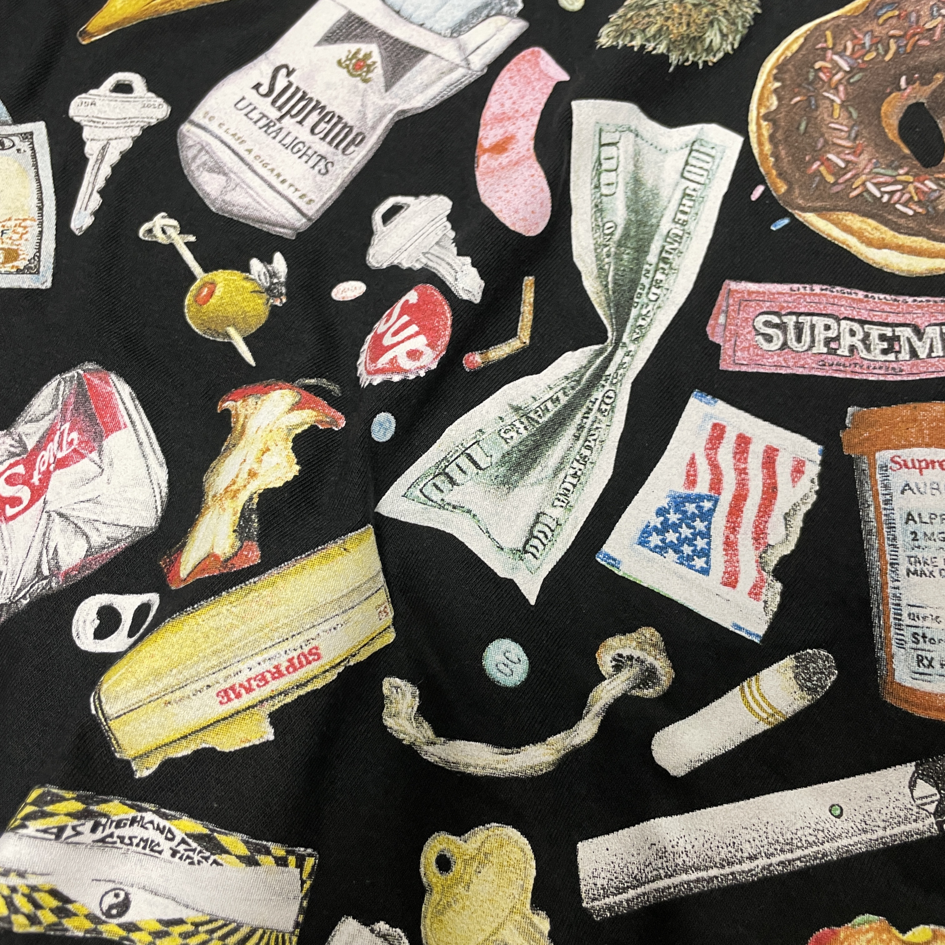 Supreme Trash T-Shirt Black - 23SS 착용 스타일 - 2
