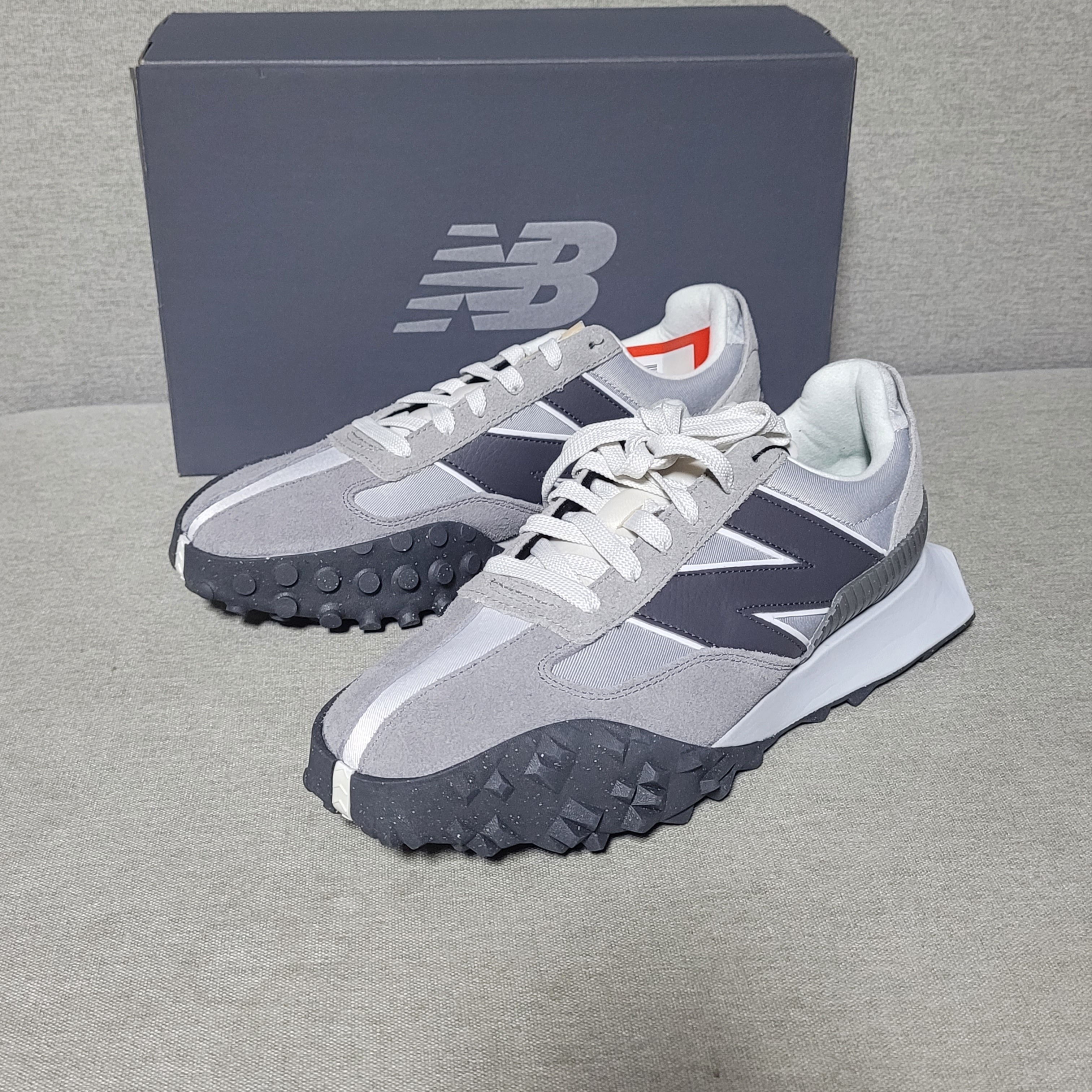 New Balance XC-72 Grey 착용 스타일