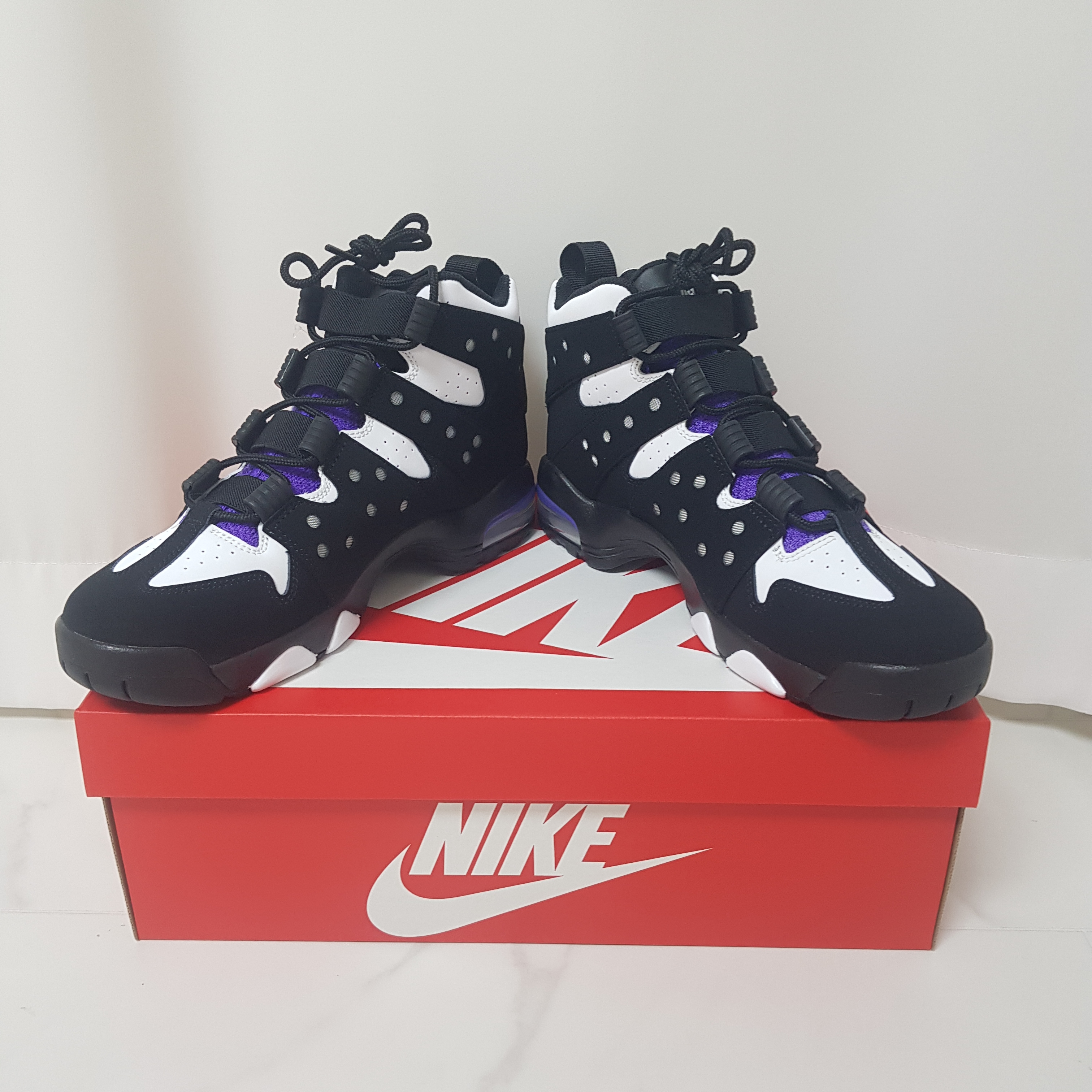 Nike Air Max 2 CB 94 Black and Pure Purple 착용 스타일 - 3