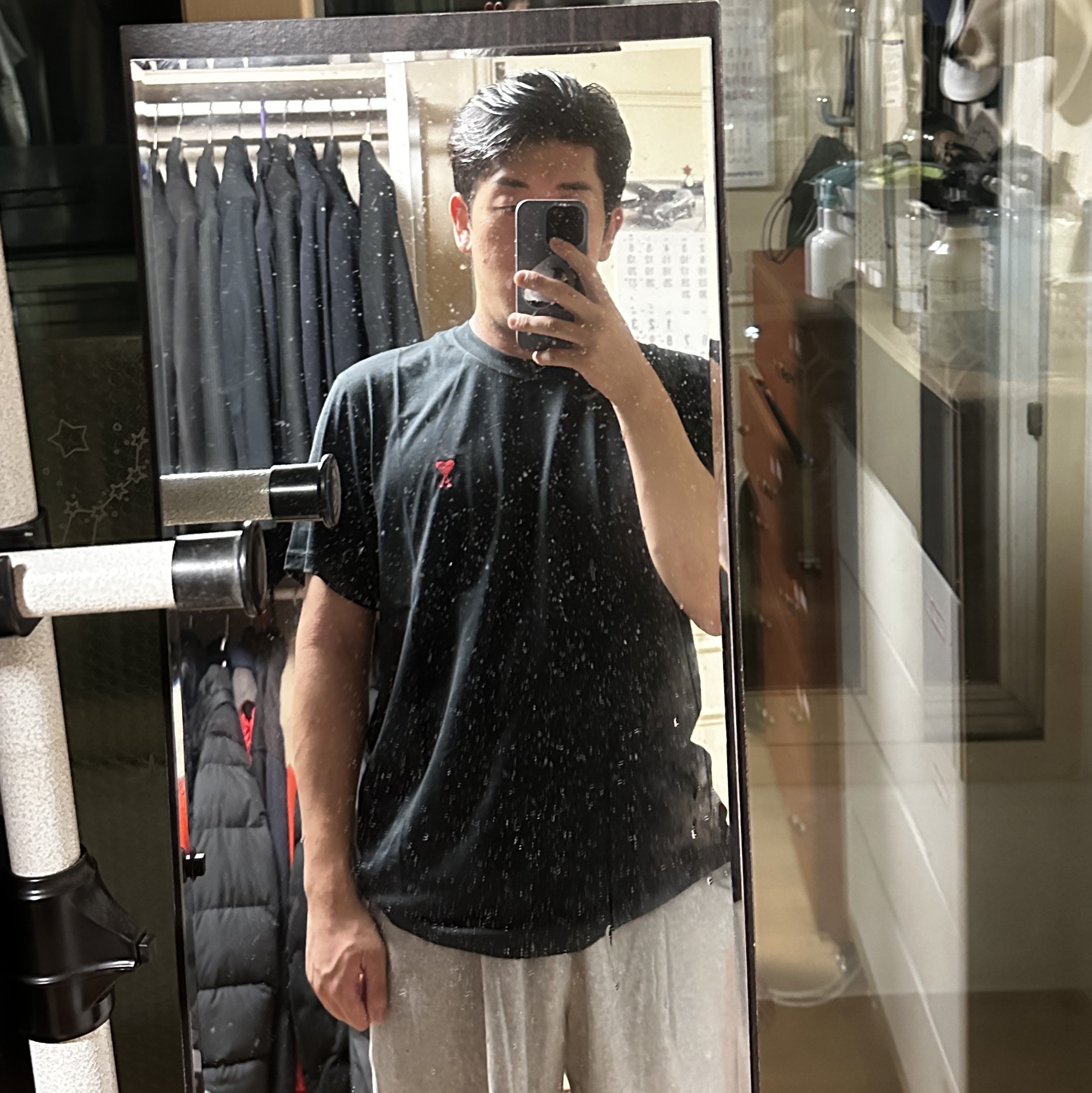 AMI de Coeur T-Shirt Black 착용 스타일