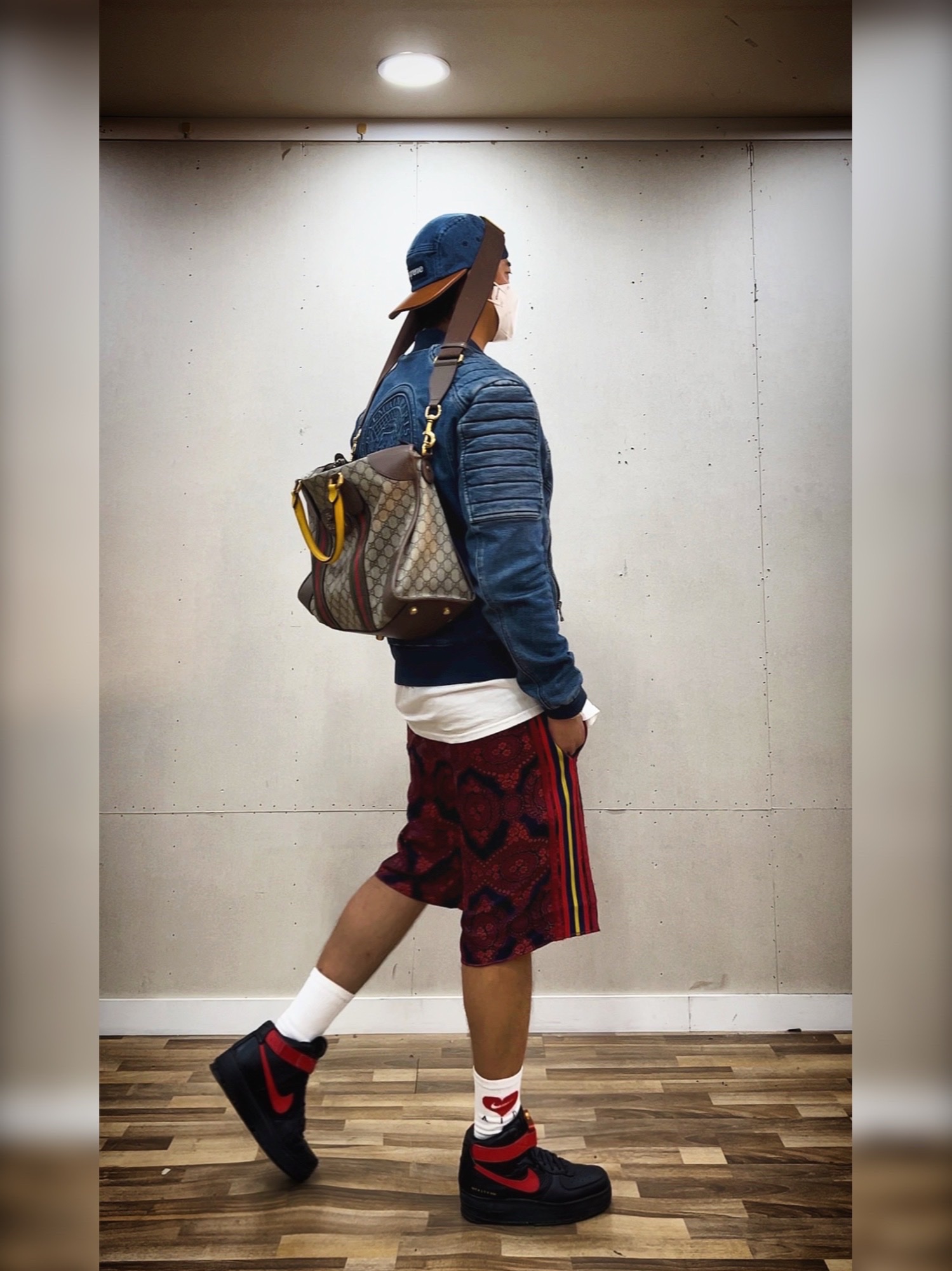 Nike x 1017 Alyx 9SM Air Force 1 High Black University Red, Rolex Sky-Dweller 42mm 326933 Champagne Jubilee 착용 스타일 - 3