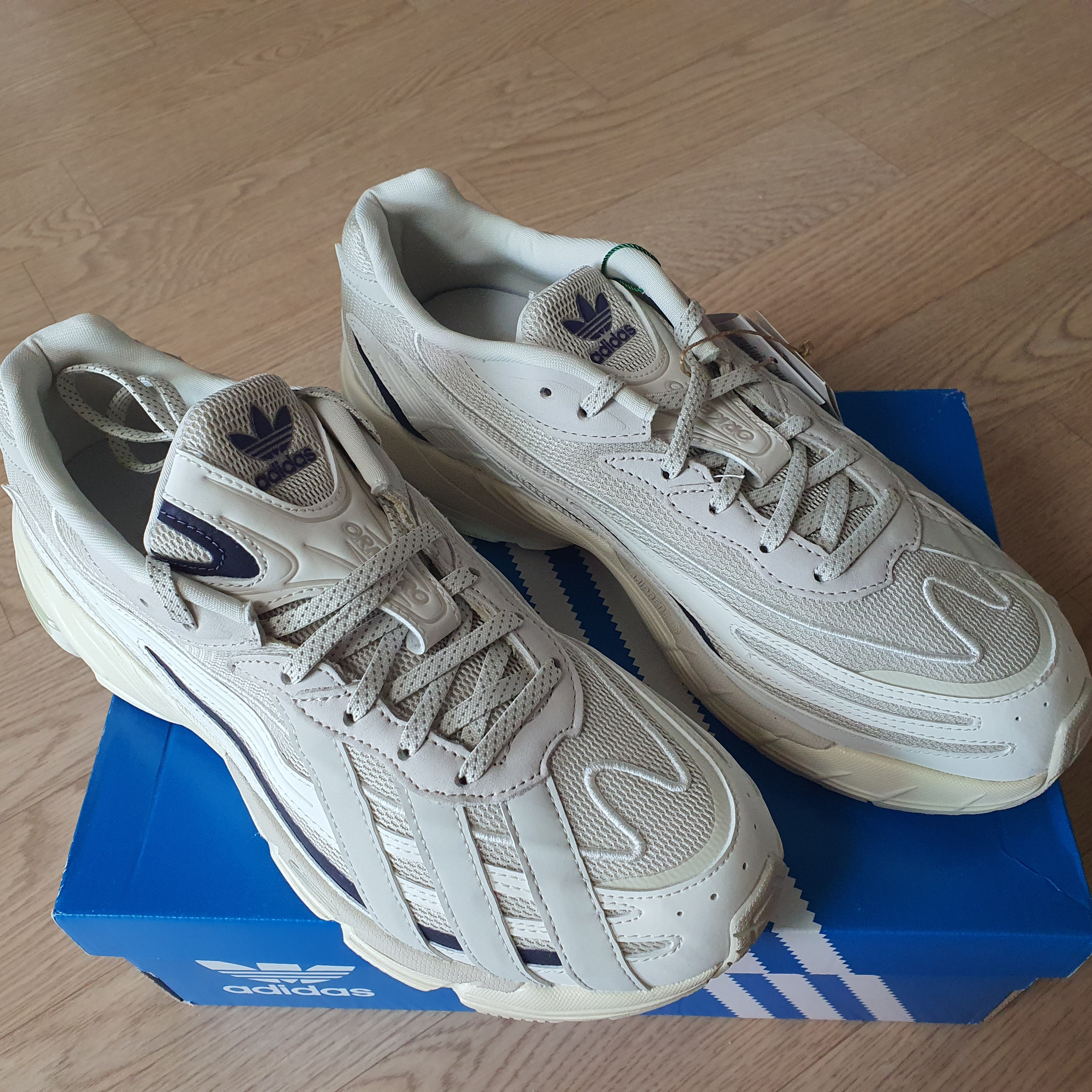 Adidas Orketro Aluminium Off White 착용 스타일 - 5