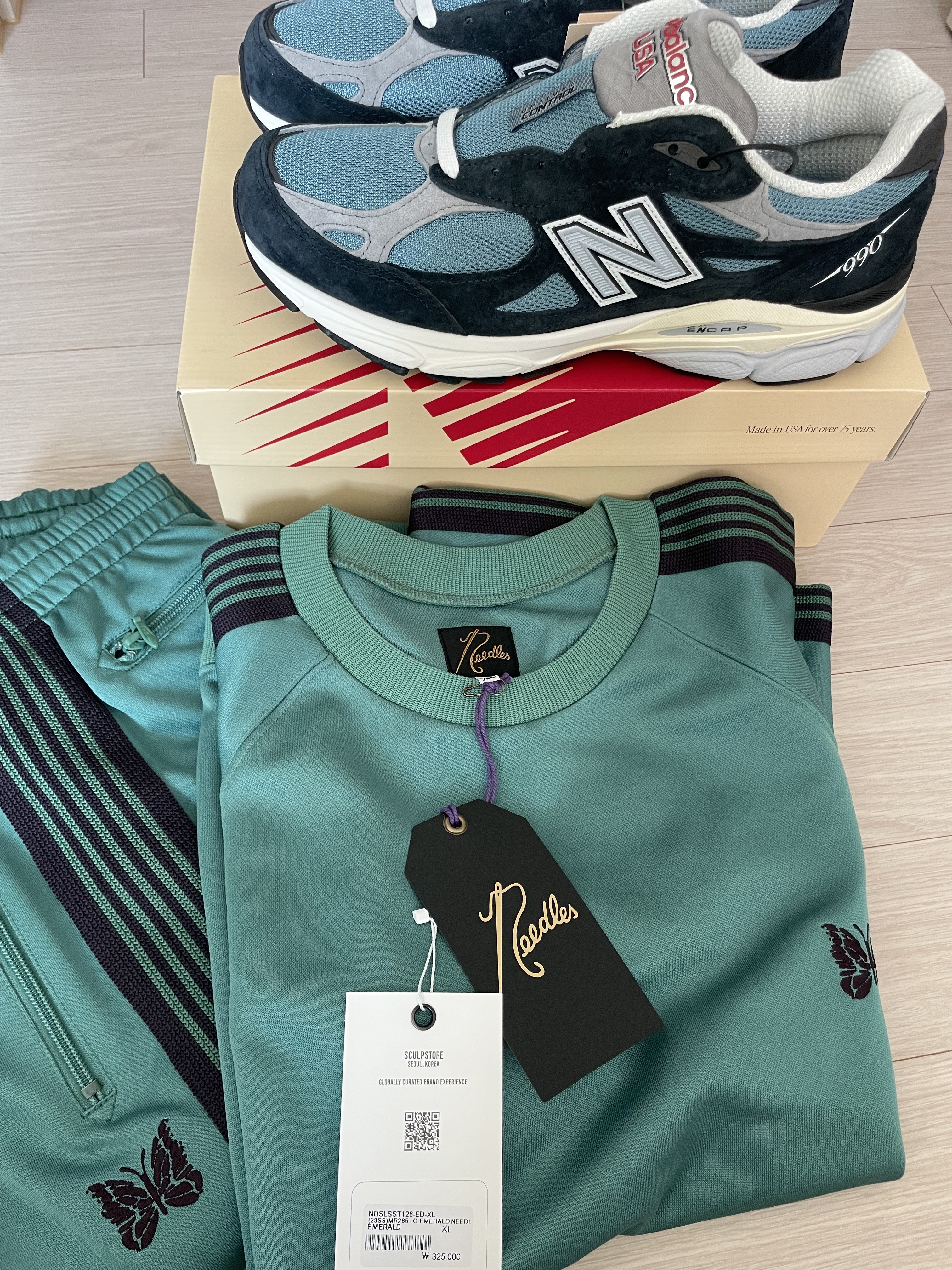 New Balance 990v3 Made in USA Navy Spring Tide 착용 스타일