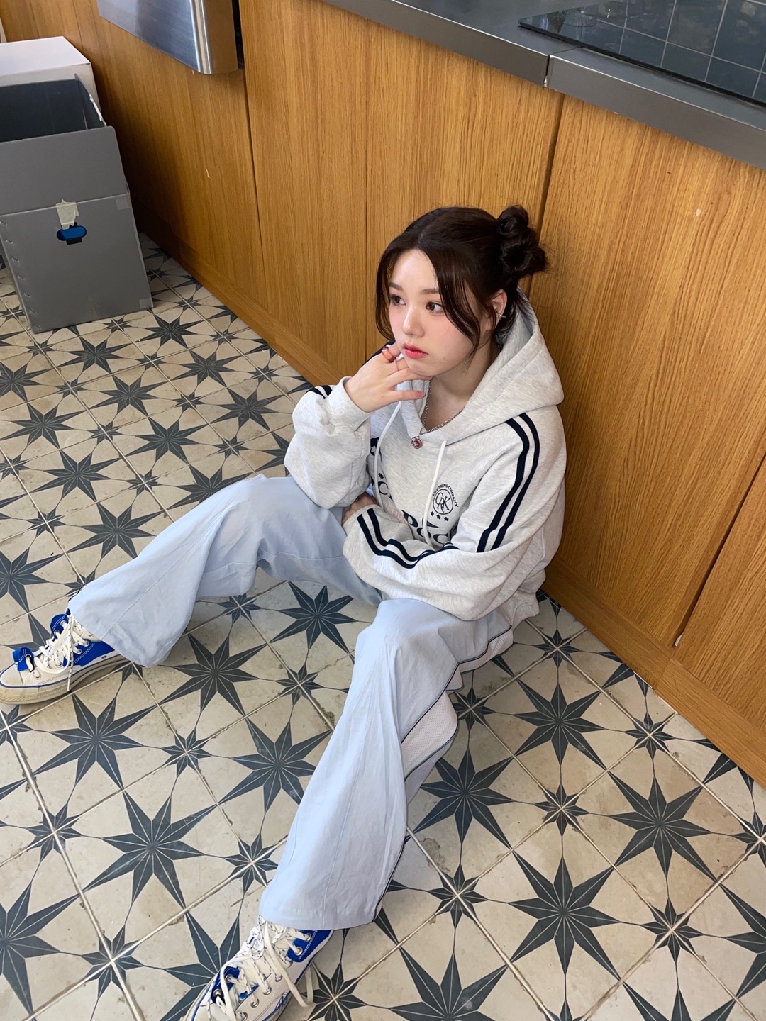 Converse x Ader Error Chuck 70 High White 착용 스타일 - 1