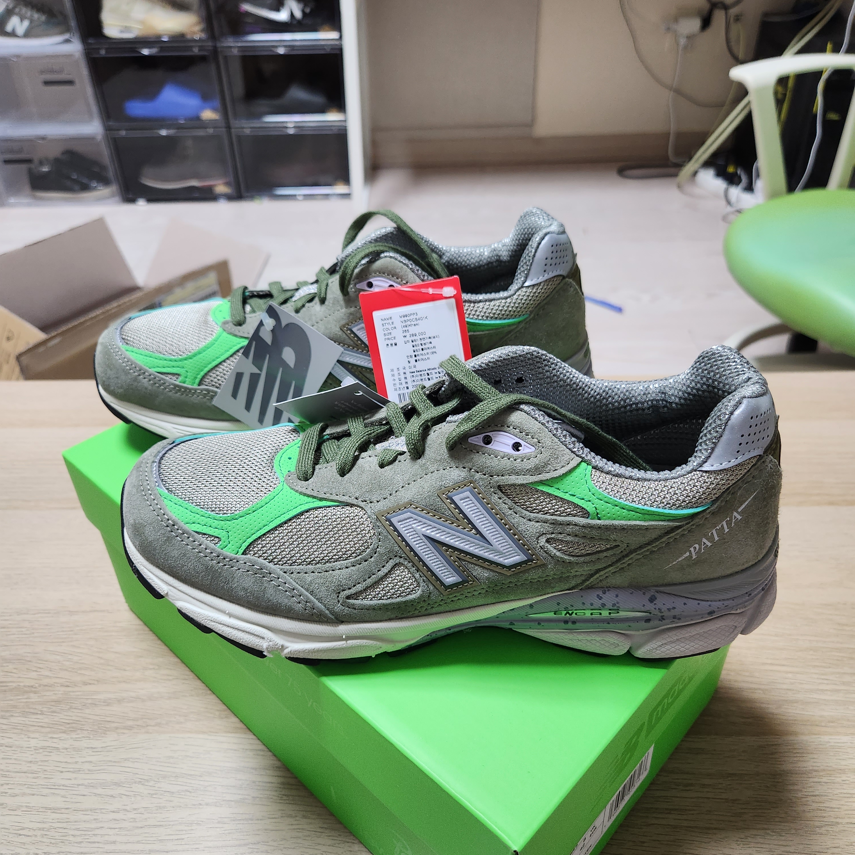 New Balance x Patta 990v3 Made in USA Olive 착용 스타일 - 2