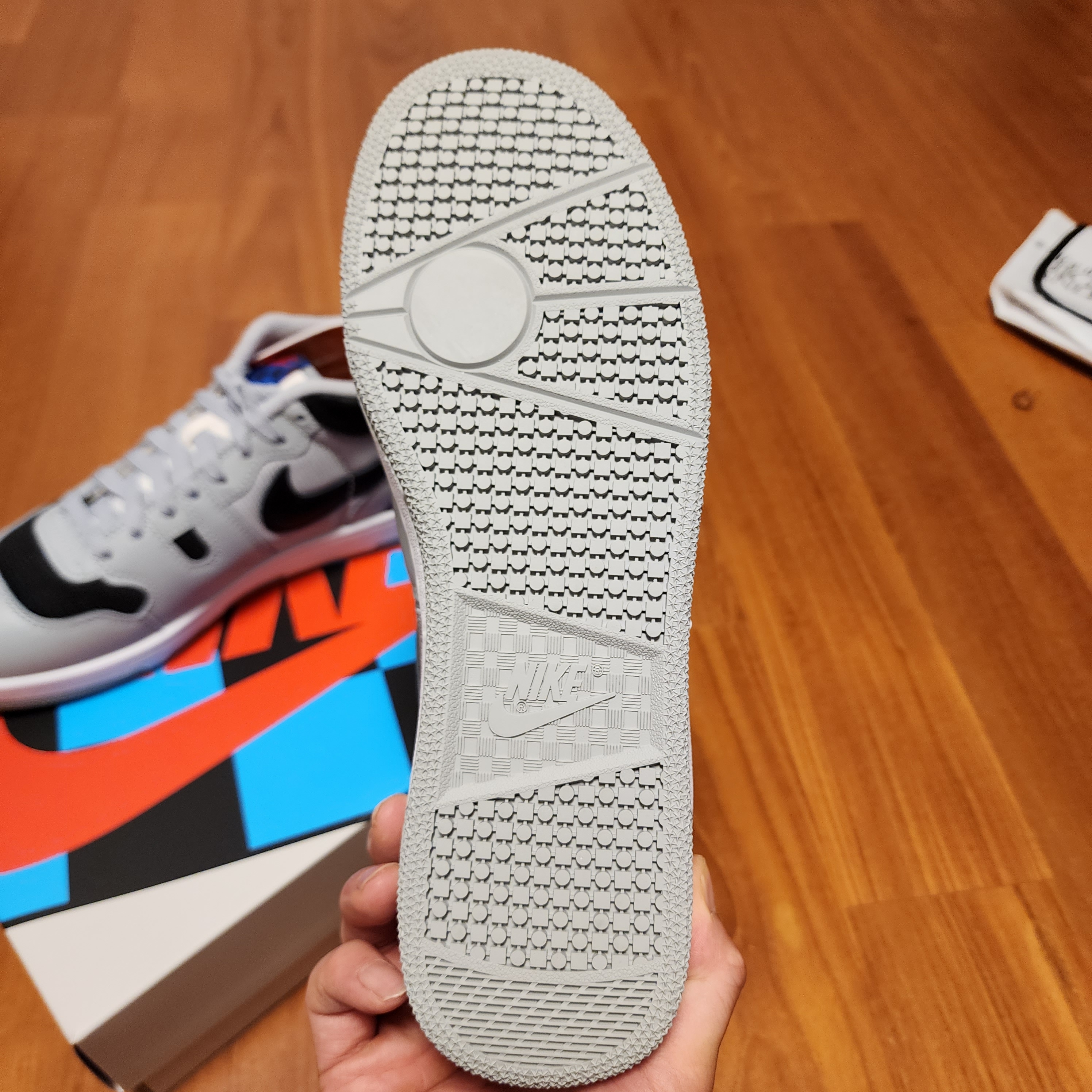 Nike Mac Attack QS SP Light Smoke Grey 착용 스타일 - 5