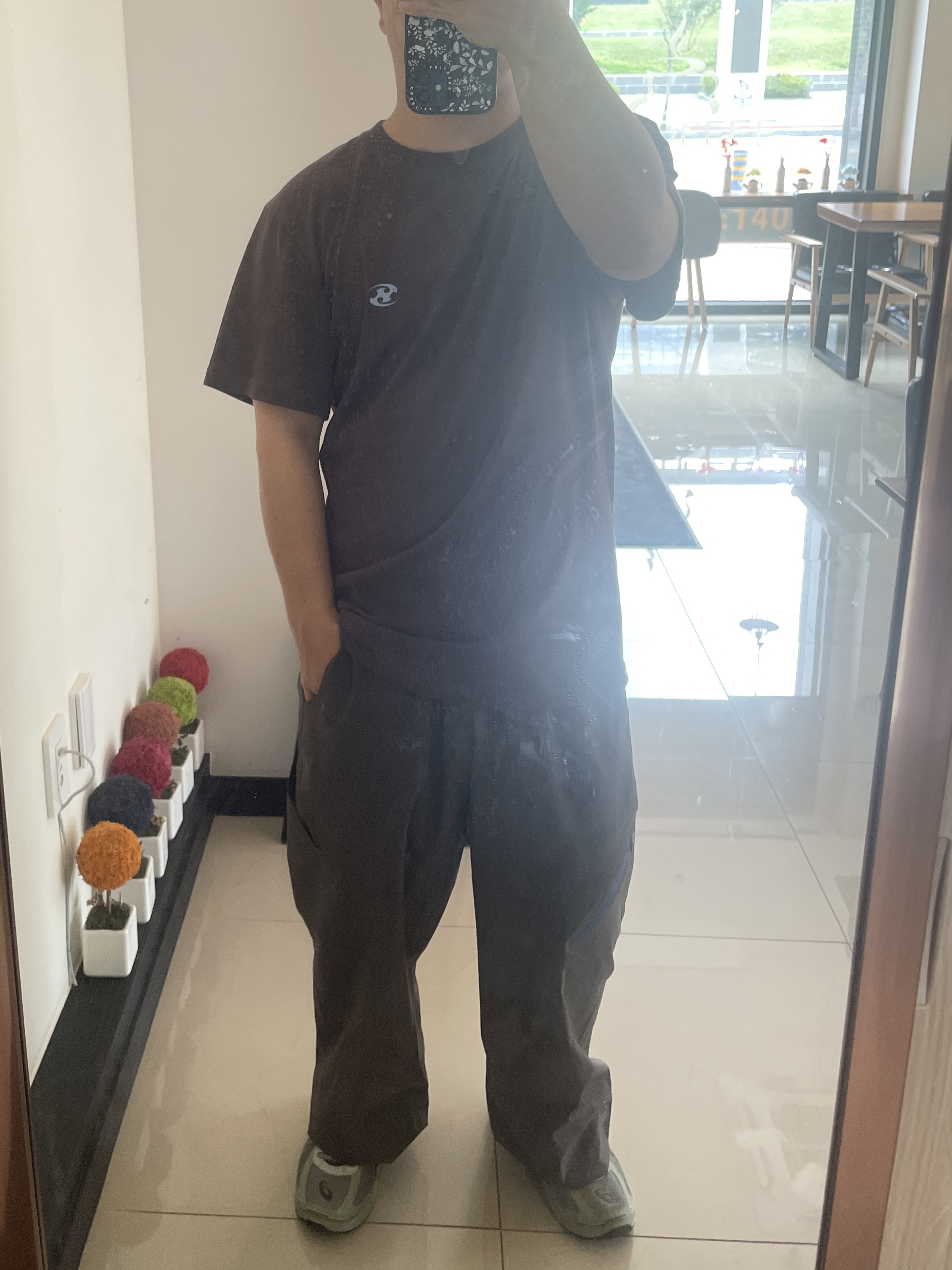 Sansan Gear Welding Pants Brown - 23SS, Asics Jog 100 S Sheet Rock - 2E Wide 착용 스타일