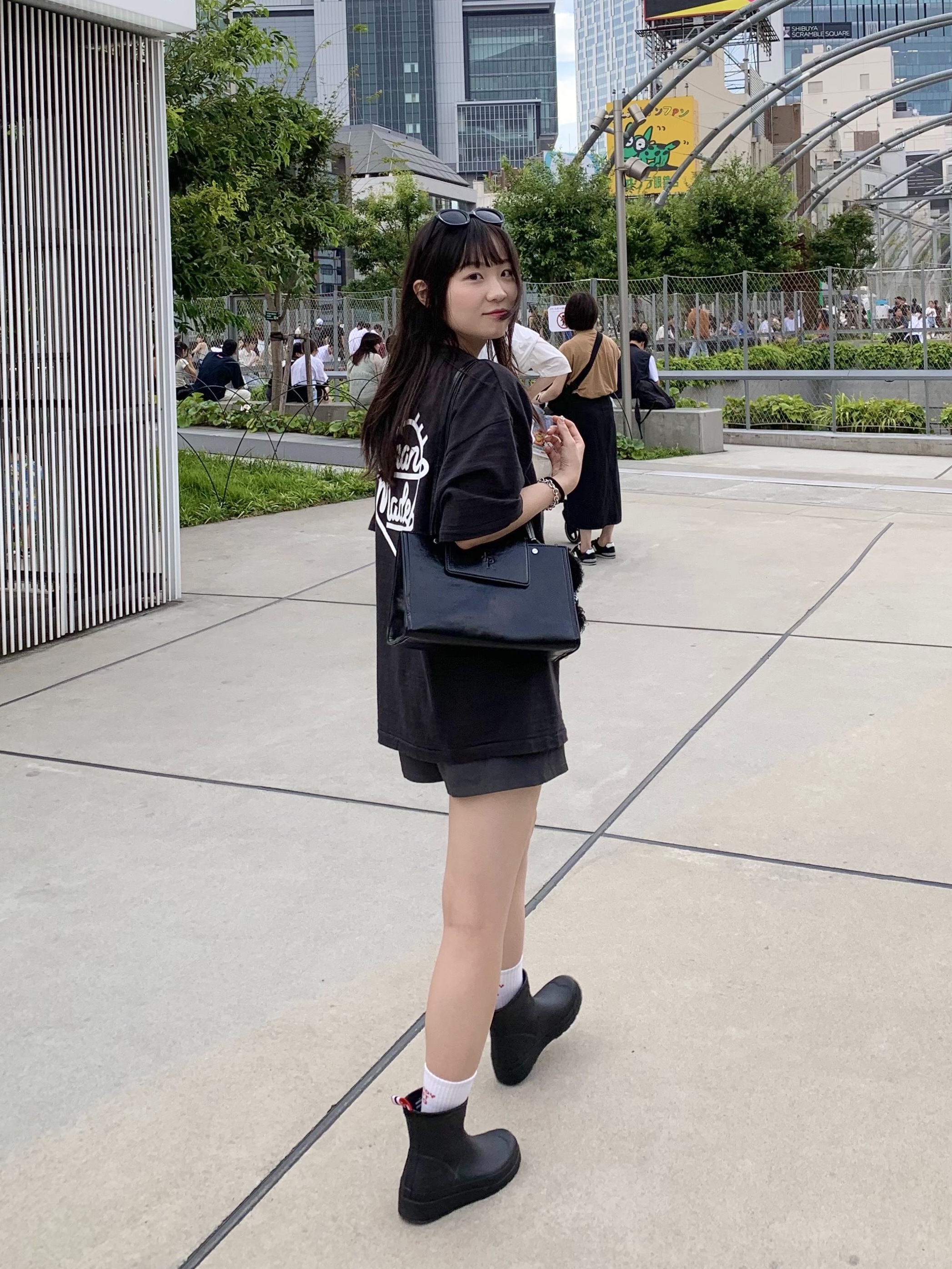 Human Made Heart Badge T-Shirt Black, Hunter Original Play Short Rainboots Black 착용 스타일