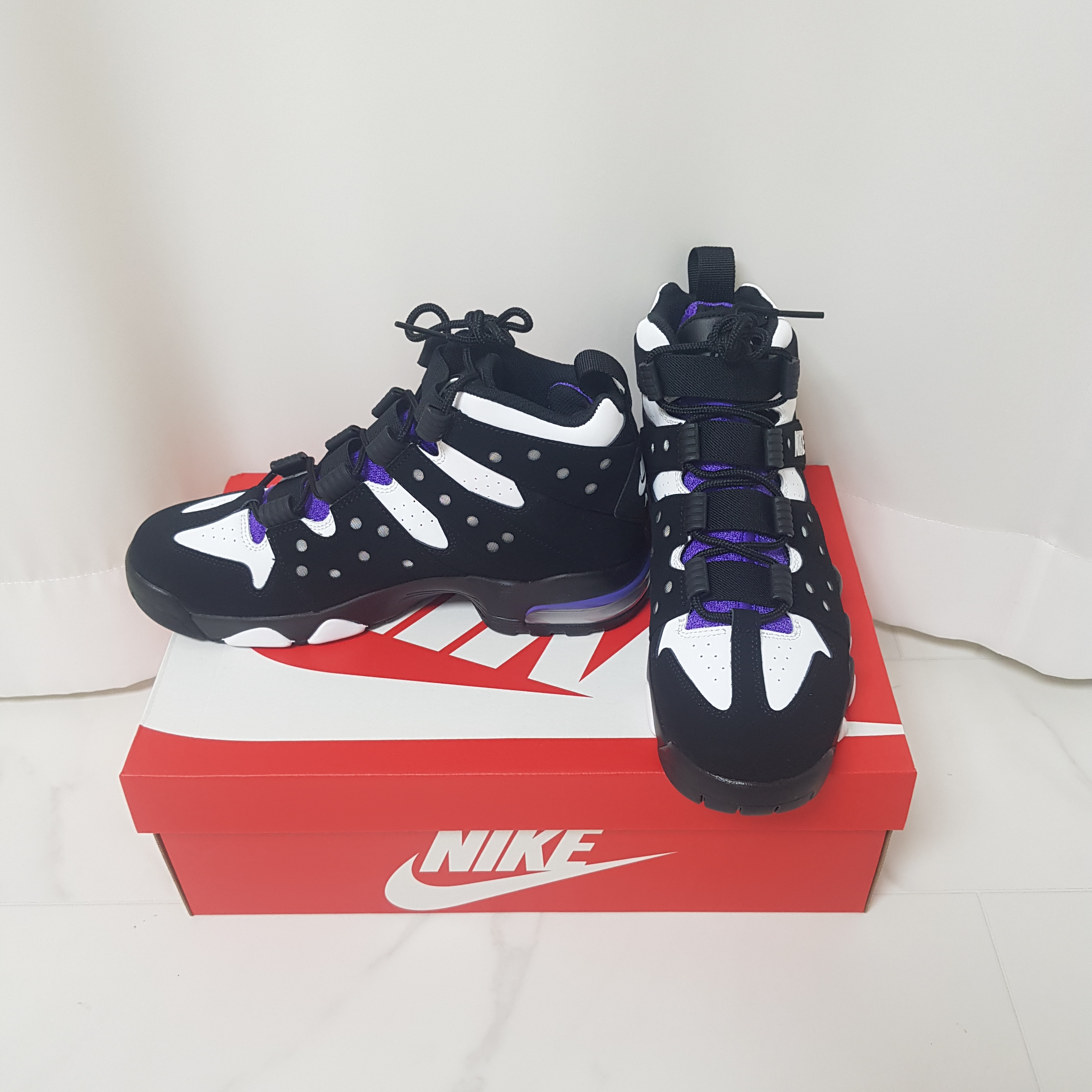 Nike Air Max 2 CB 94 Black and Pure Purple 착용 스타일 - 4