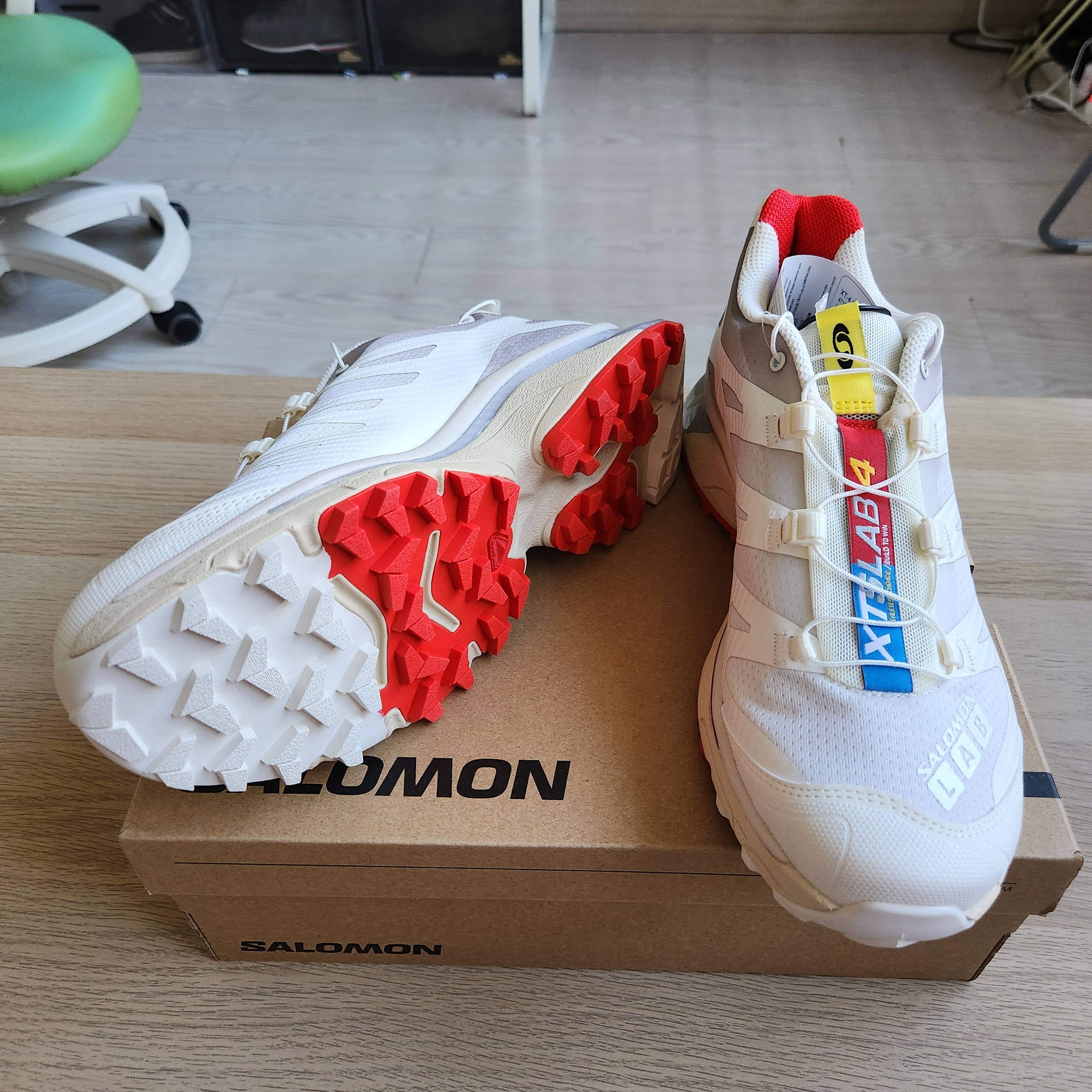 Salomon XT-4 Vanilla Ice 착용 스타일 - 5