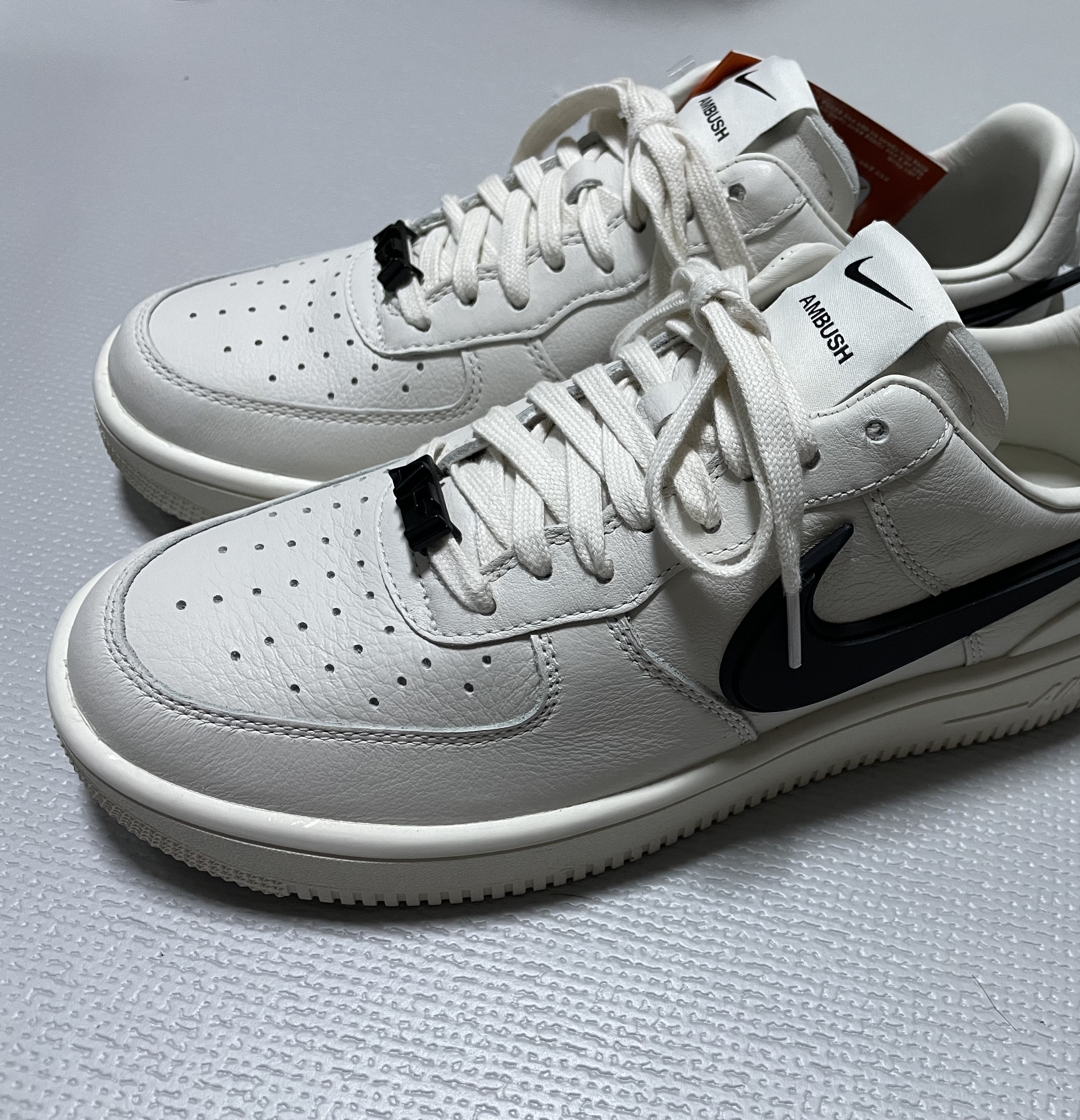 Nike x Ambush Air Force 1 Low SP Phantom 착용 스타일