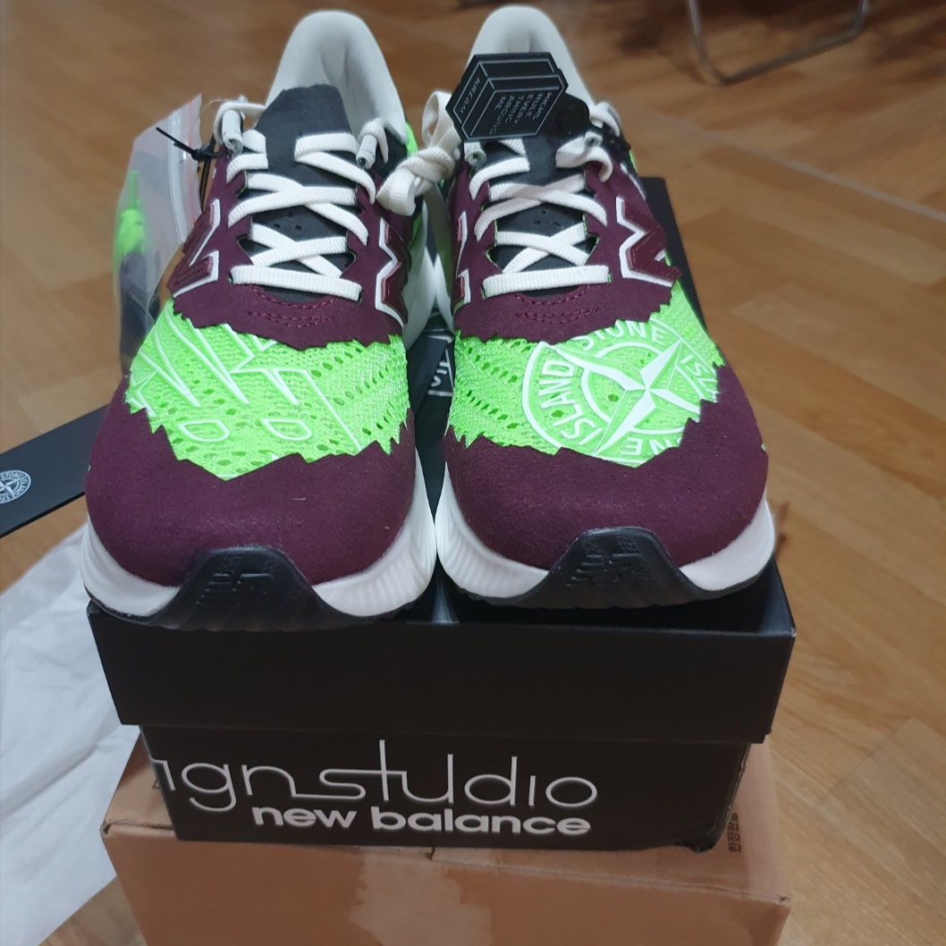 New Balance x Stone Island x Tokyo Design Studio FuelCell RC Elite v2 SI Green 착용 스타일