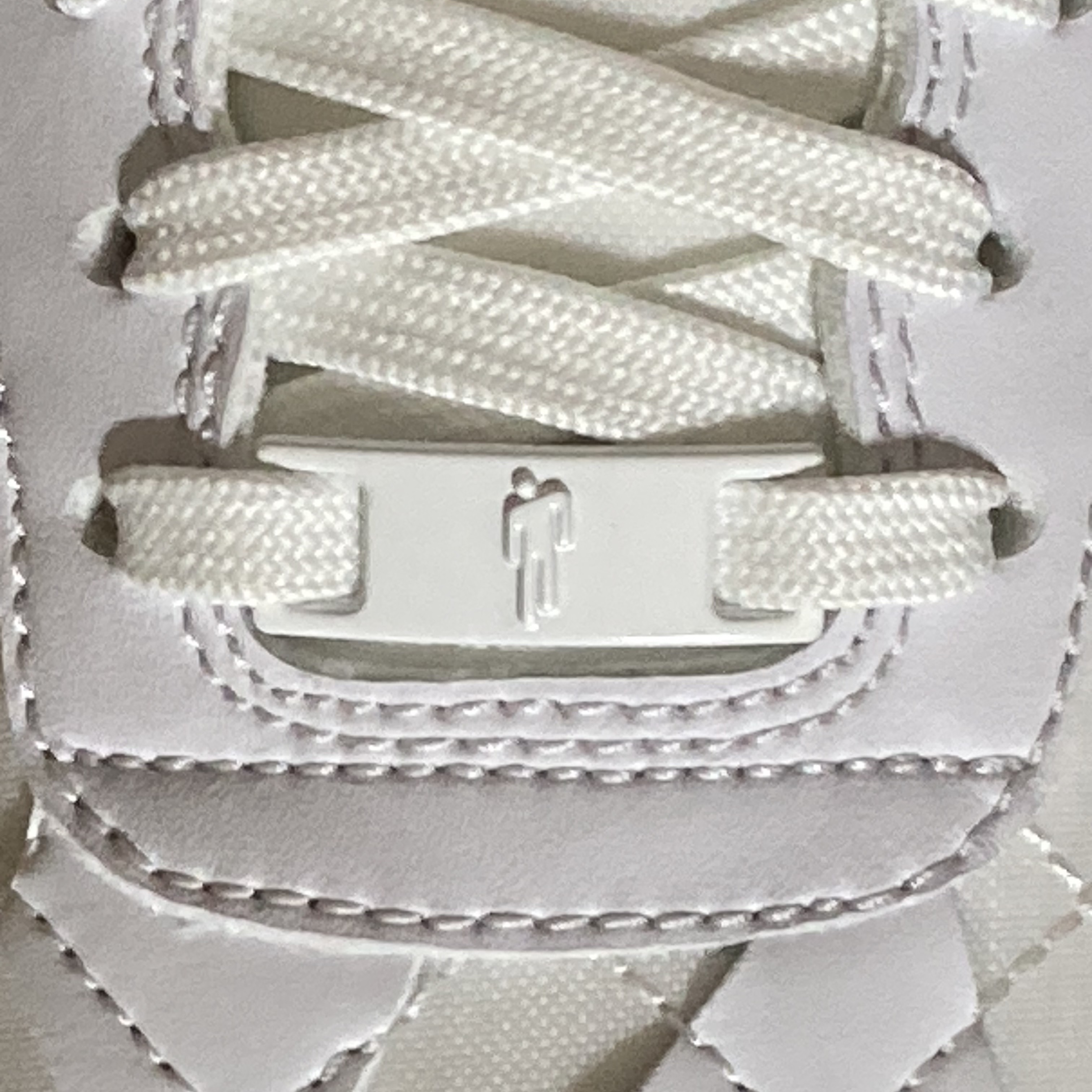 Nike x Billie Eilish Air Force 1 Low SP Triple White 착용 스타일