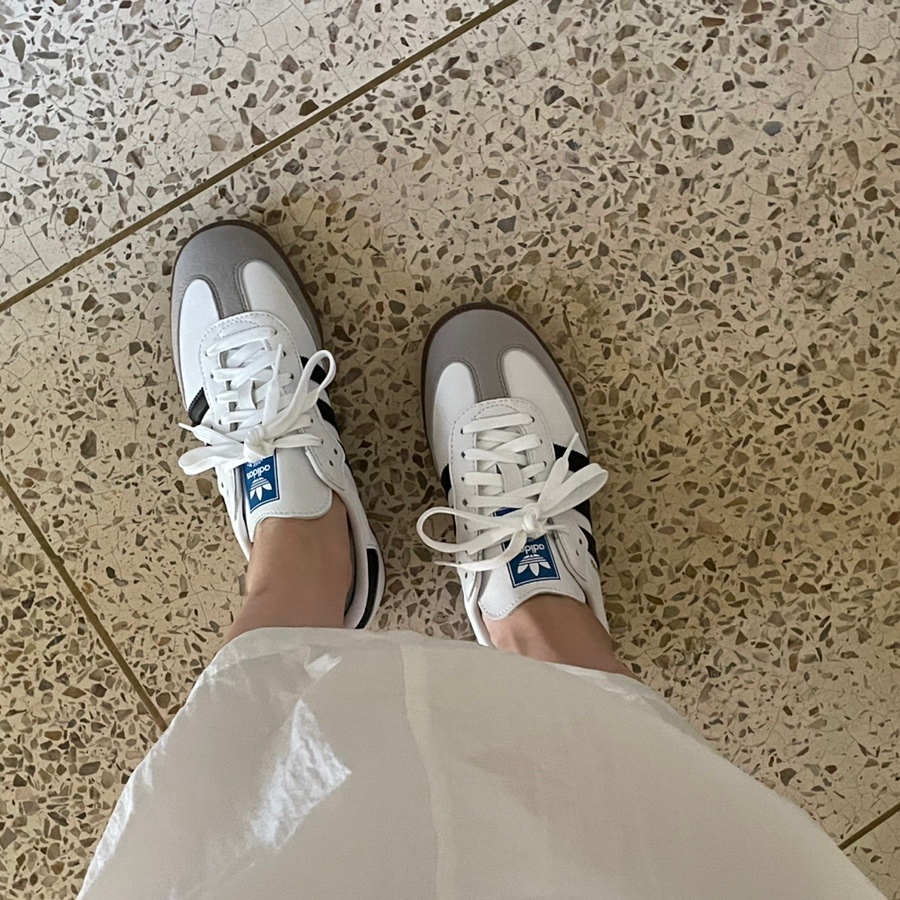 Adidas Samba Vegan White Black 착용 스타일 - 2