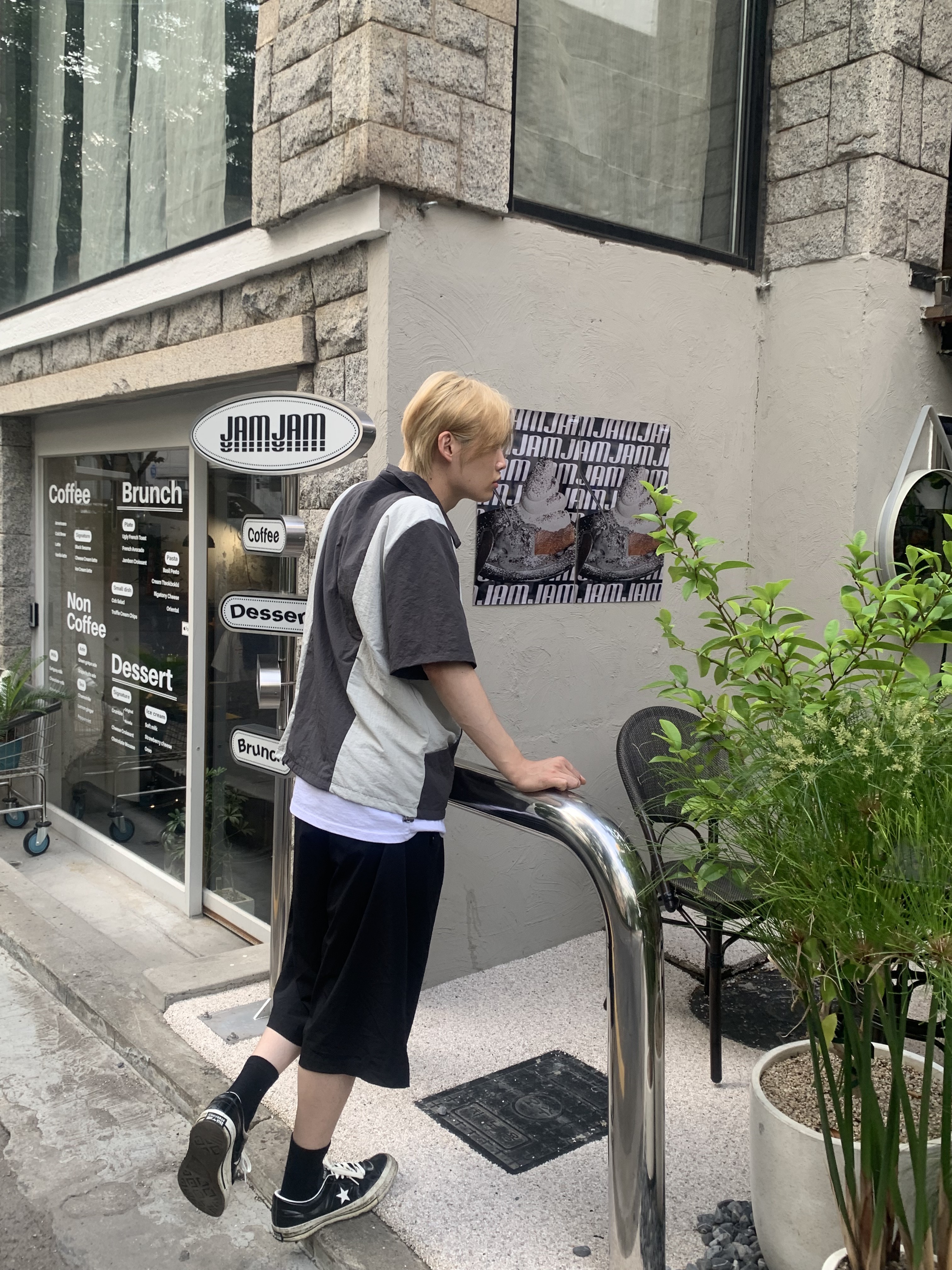Converse One Star Ox HanByeol Black 착용 스타일 - 3