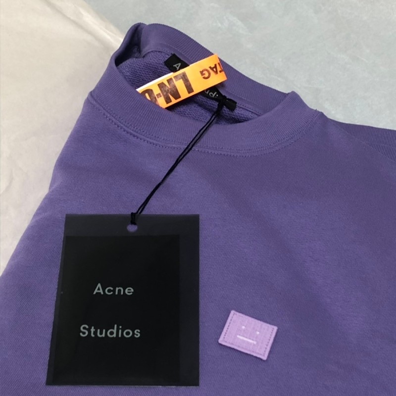 Acne Studios Forba Face Crewneck Sweatshirt Electric Purple 착용 스타일