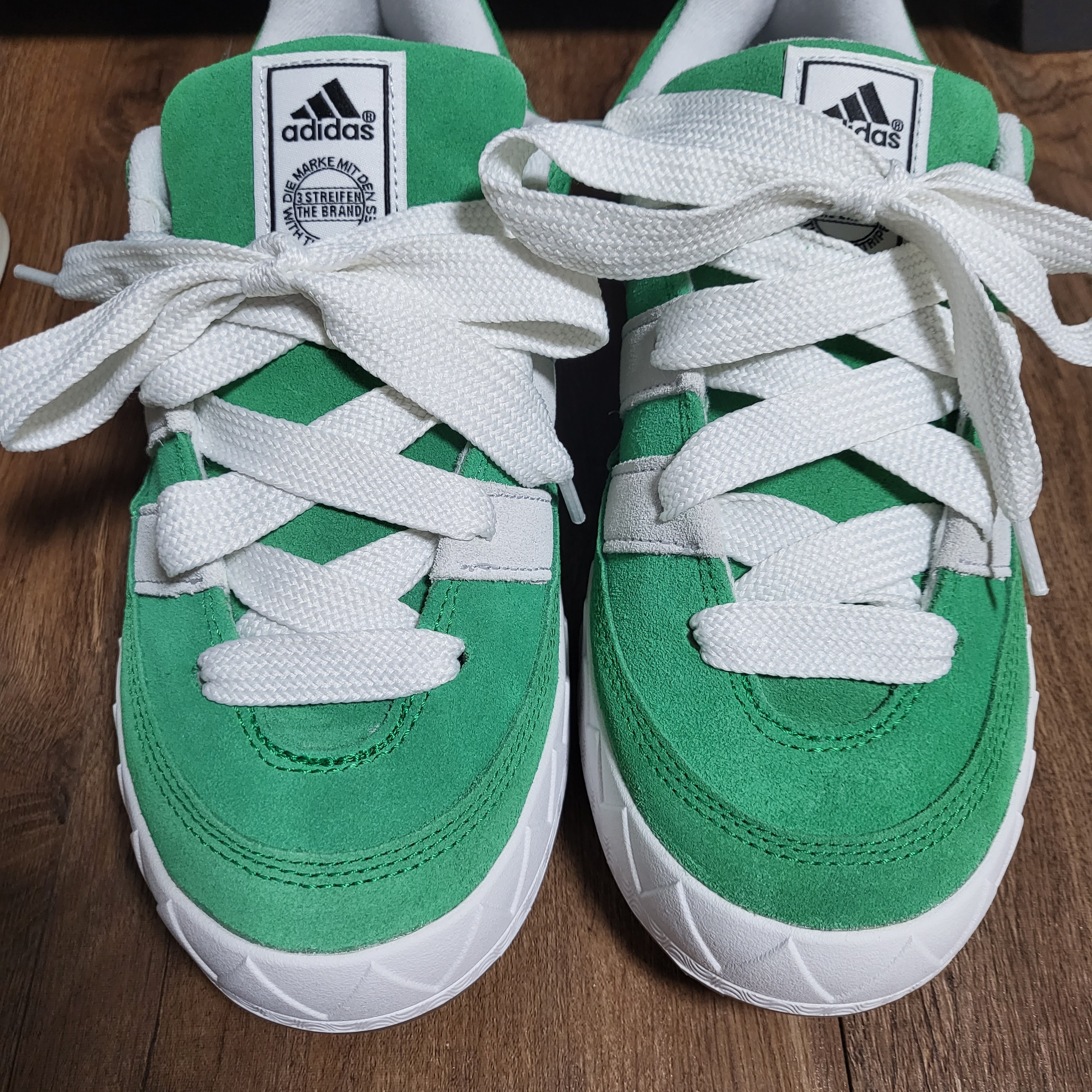 Adidas Adimatic Green 착용 스타일
