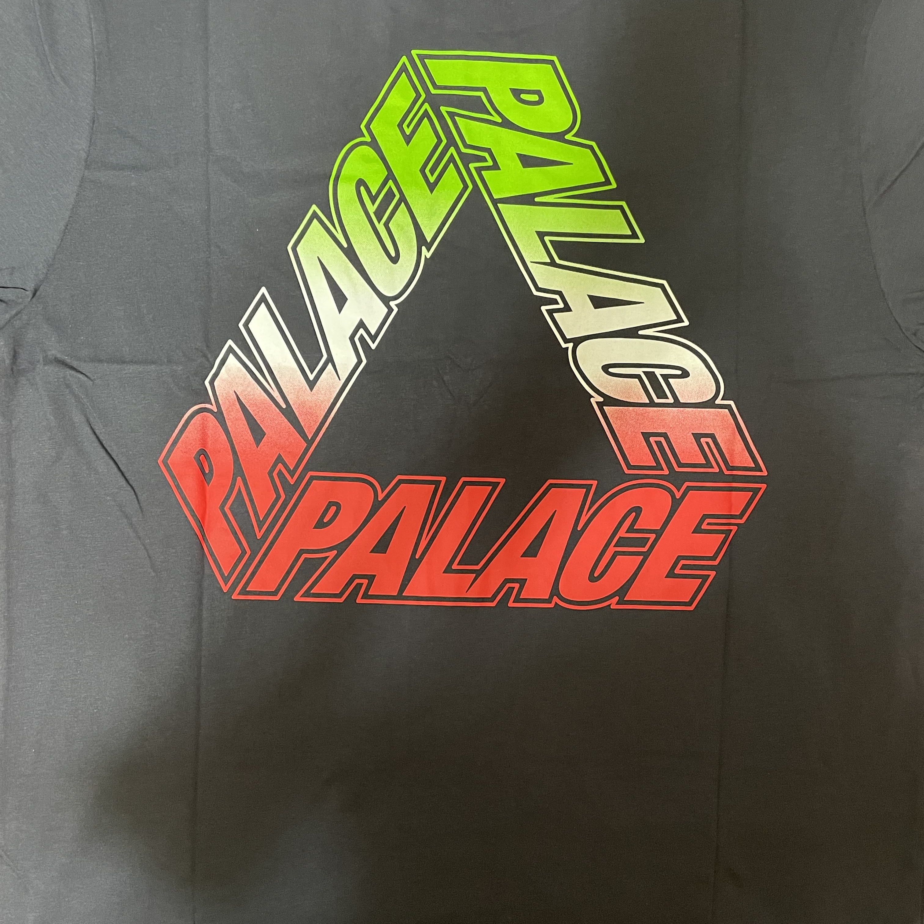 Palace Spectrum P3 T-Shirt Navy - 23SS 착용 스타일