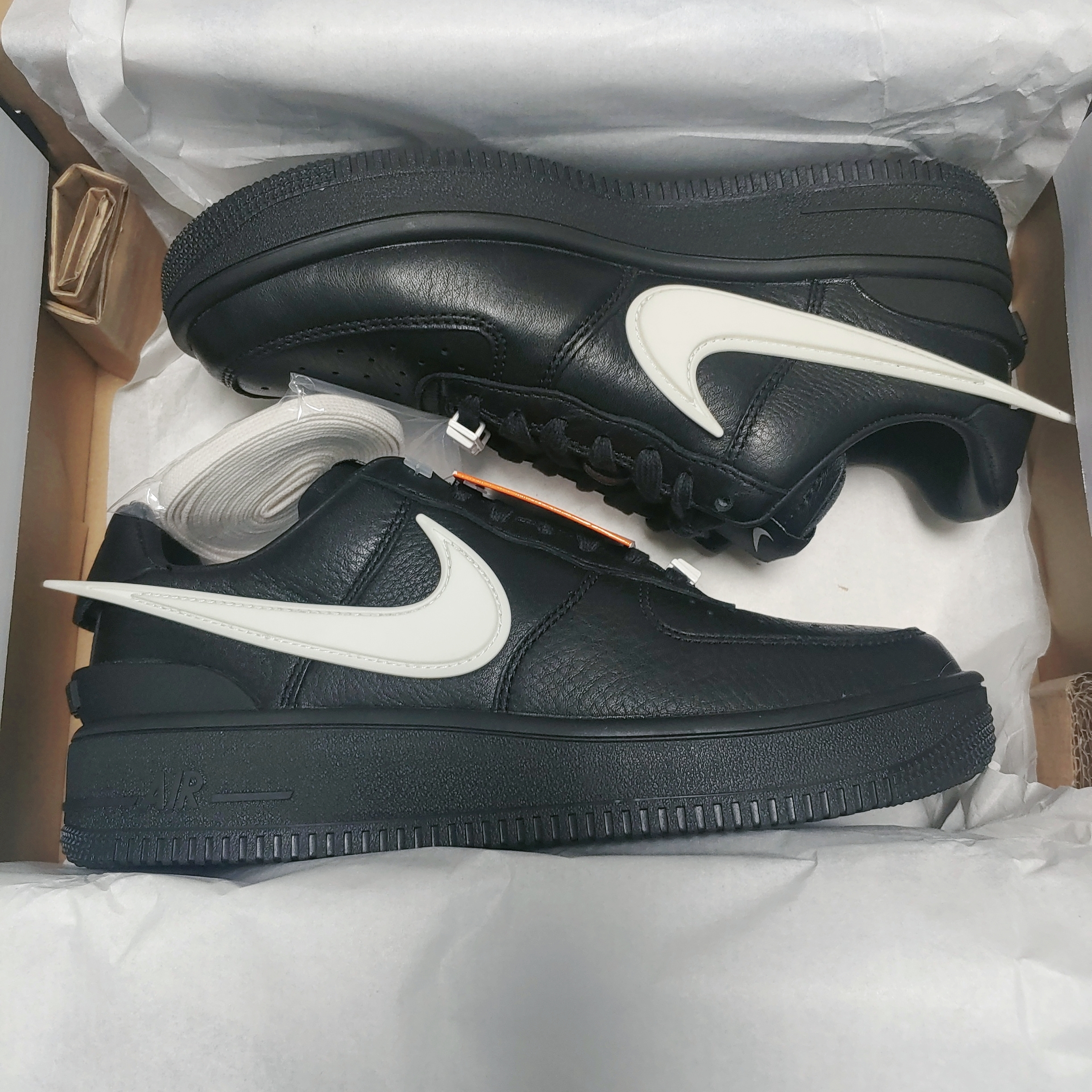 Nike x Ambush Air Force 1 Low SP Black 착용 스타일 - 4
