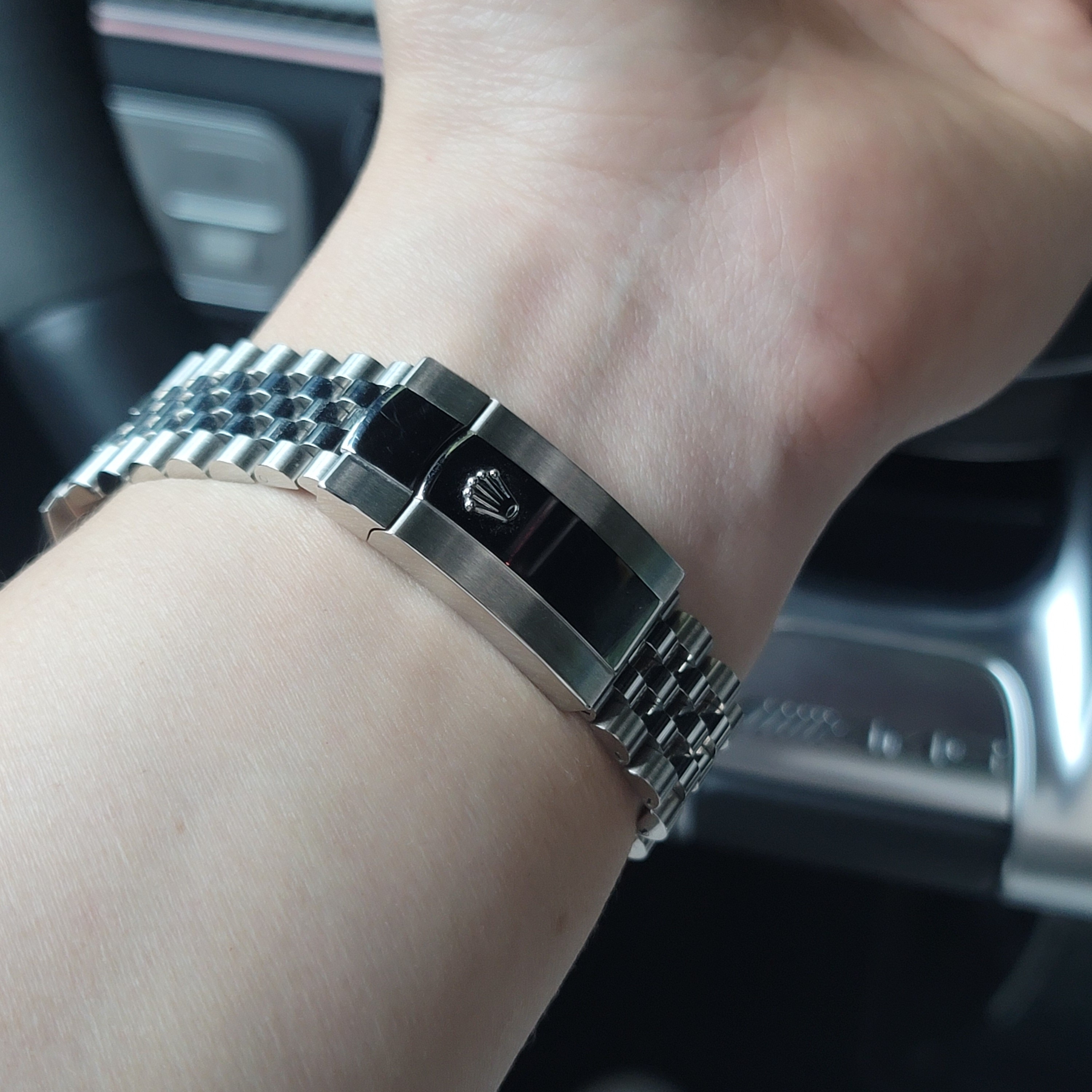Rolex Datejust 41mm 126334 Slate Roman Jubilee 착용 스타일 - 2
