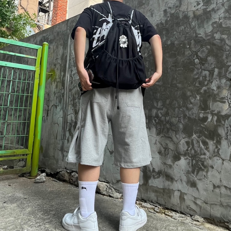 Stussy Shattered T-Shirt Black, Stussy Small Stock Crew Socks White (3 Pack) 착용 스타일