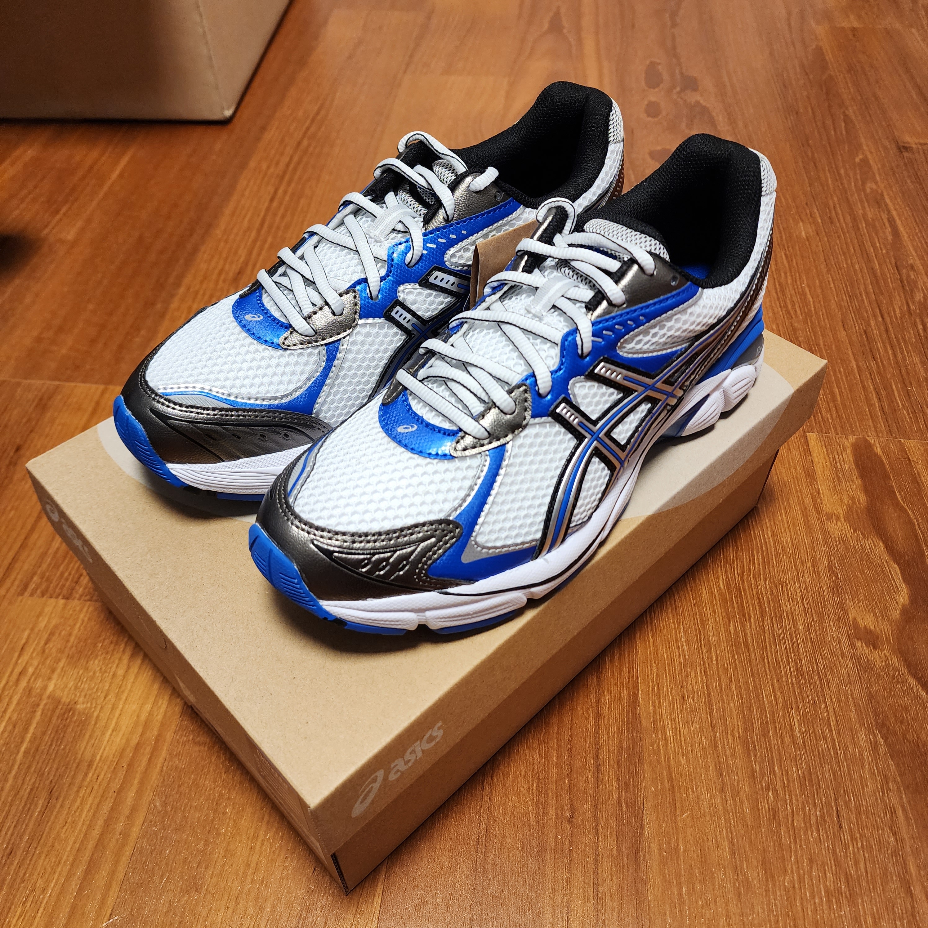 Asics GT-2160 White Illusion Blue 착용 스타일 - 3
