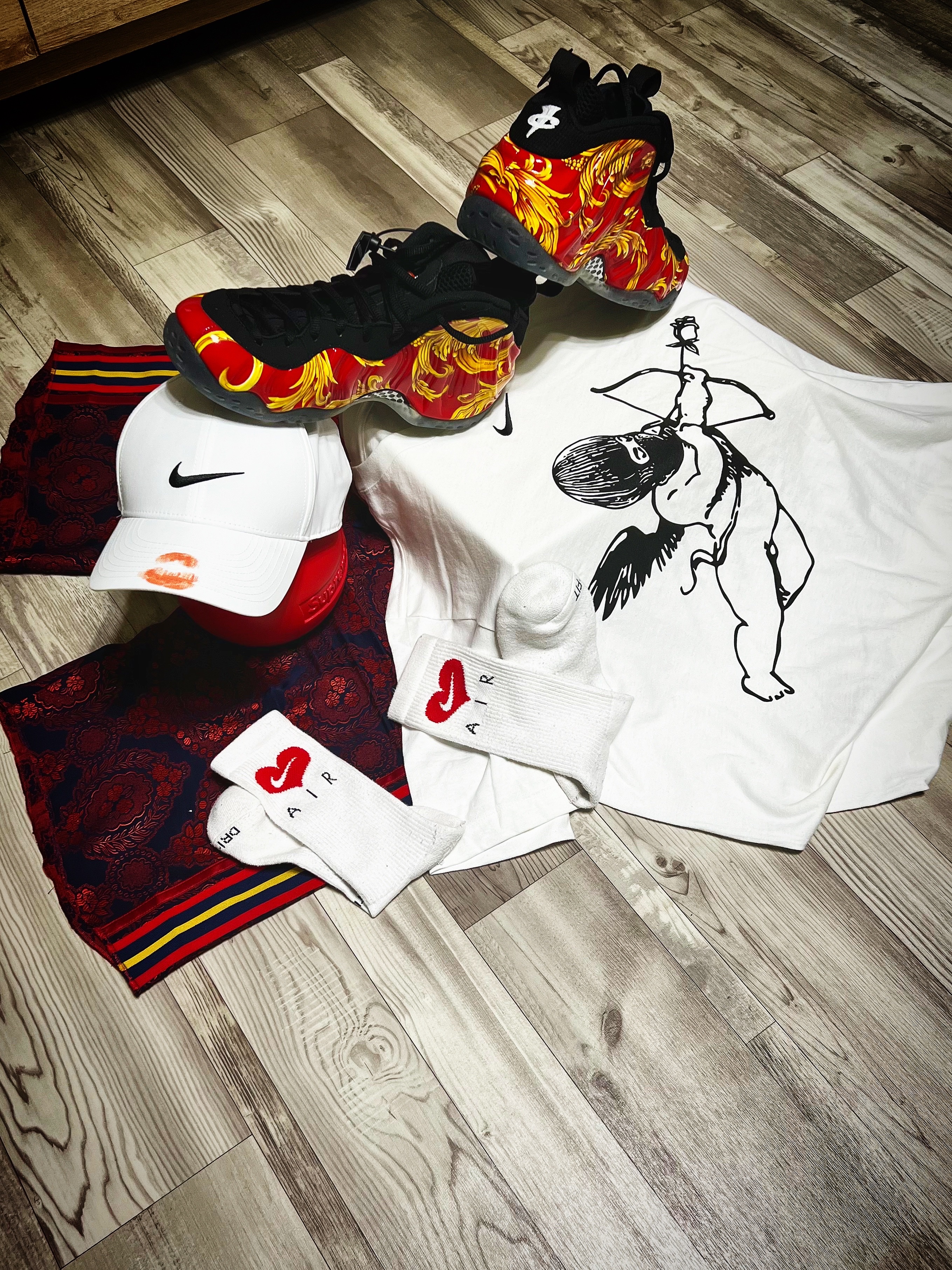 Nike x Supreme Air Foamposite One Red, Supreme Tru Grit 6KG Kettlebell Red - 22FW 착용 스타일 - 4