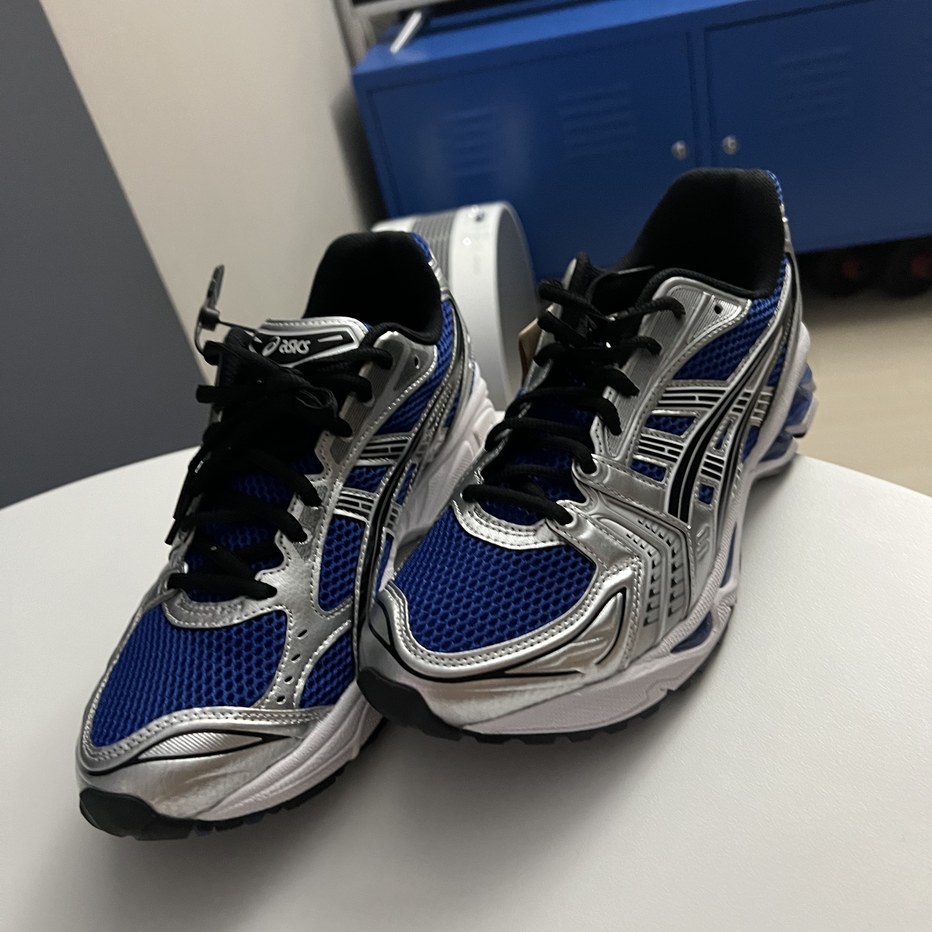 Asics Gel-Kayano 14 Monaco Blue Black 착용 스타일