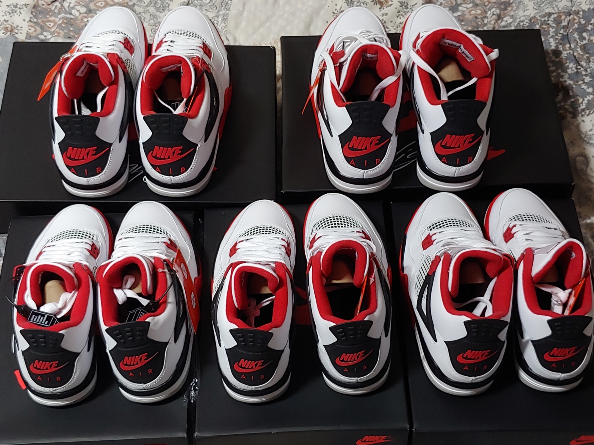 Jordan 4 Retro OG Fire Red 2020, (GS) Jordan 4 Retro OG Fire Red 2020 착용 스타일 - 2