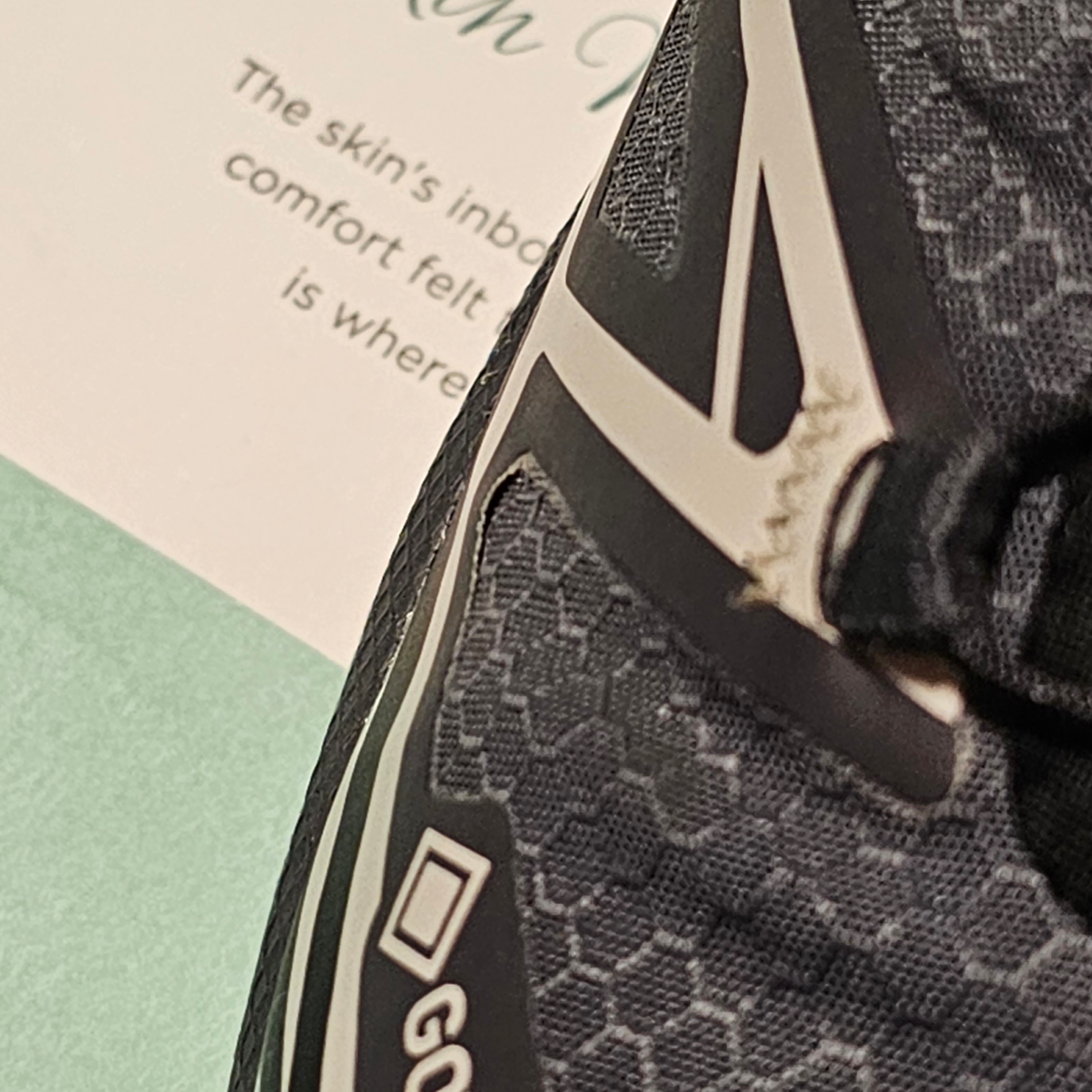 Salomon XT-6 Gore-Tex Black Ebony 착용 스타일 - 1